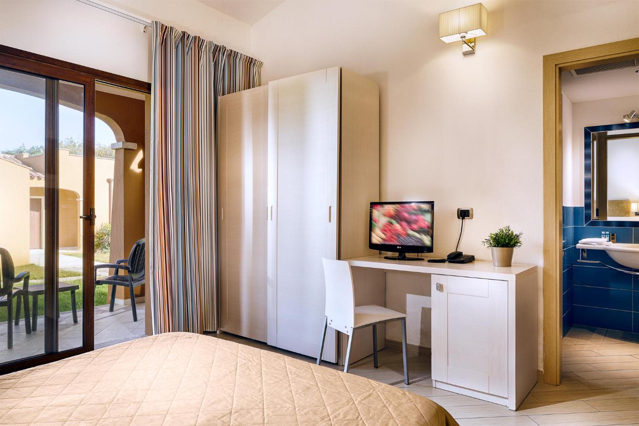 Classic Double Room - Photo 5