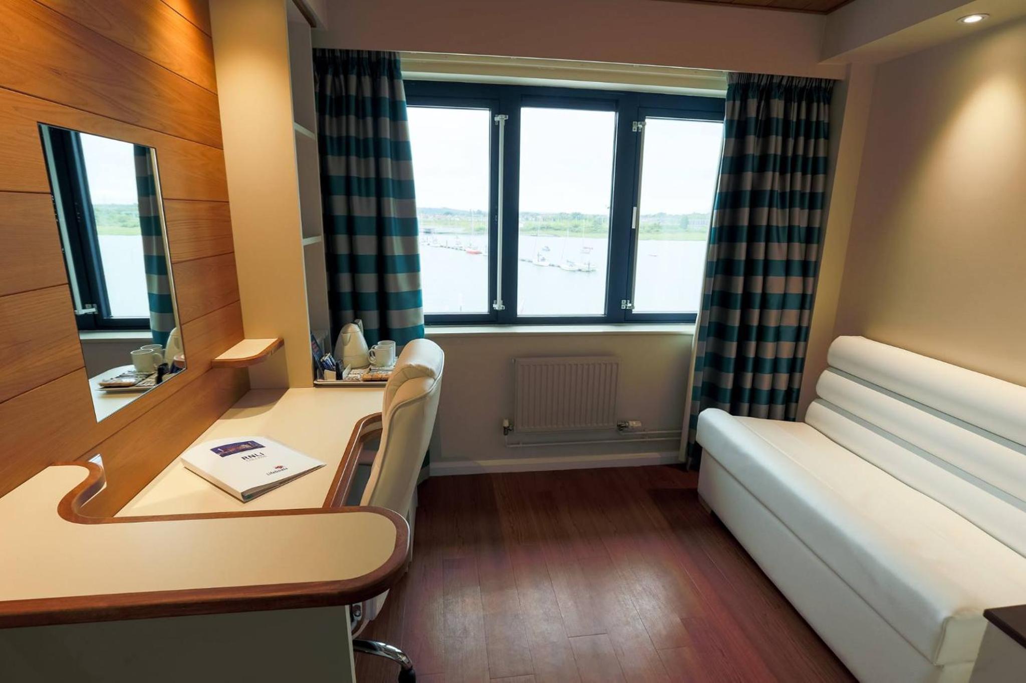Double Room - Photo 3