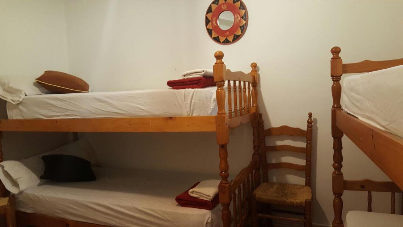 4-Bed Mixed Dormitory Room photo 2