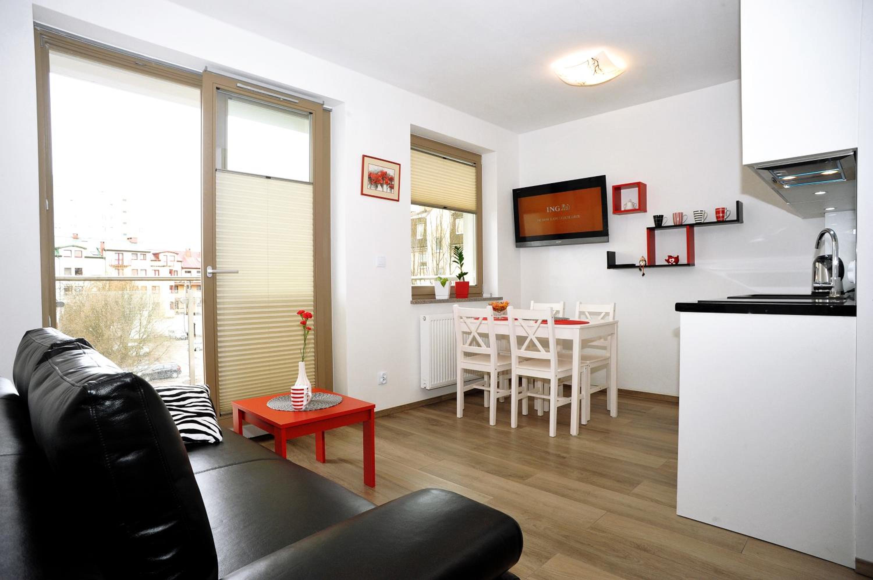 One-Bedroom Apartment - Photo 24
