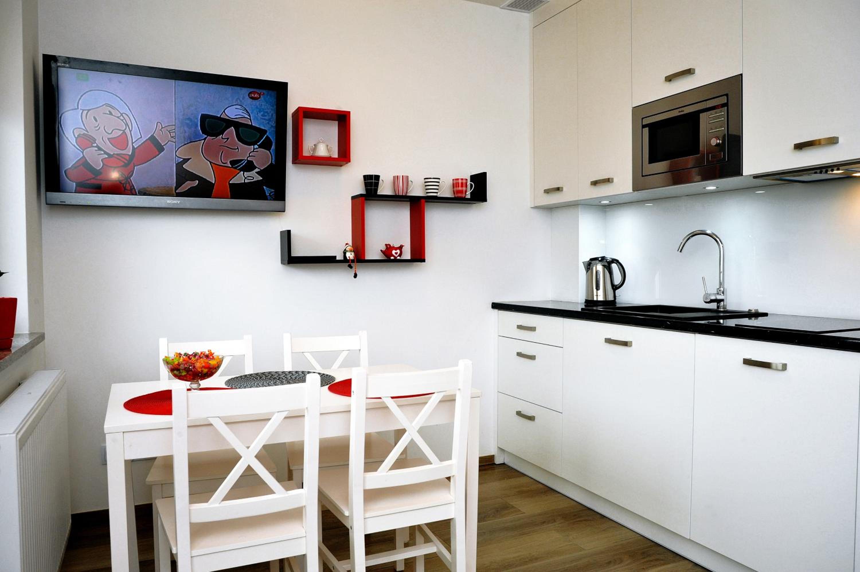 One-Bedroom Apartment - Photo 21