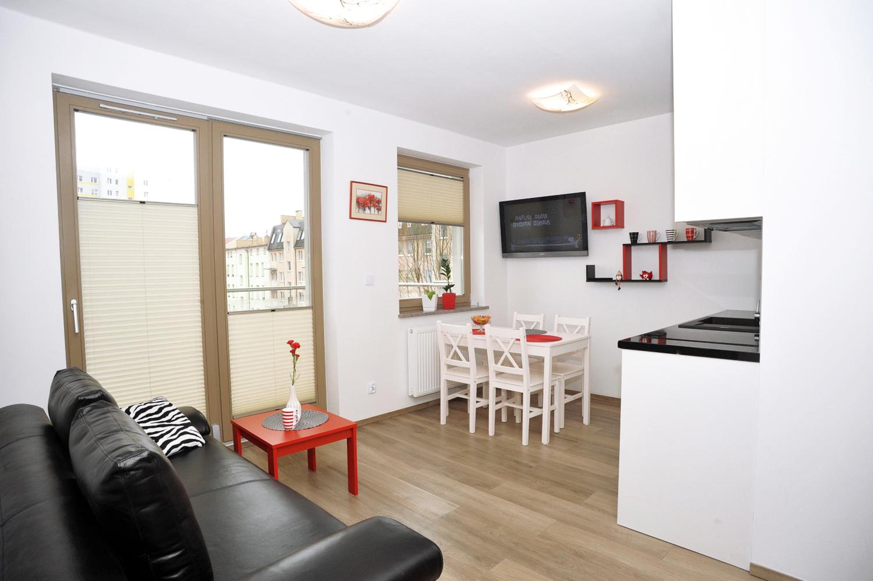 One-Bedroom Apartment - Photo 17