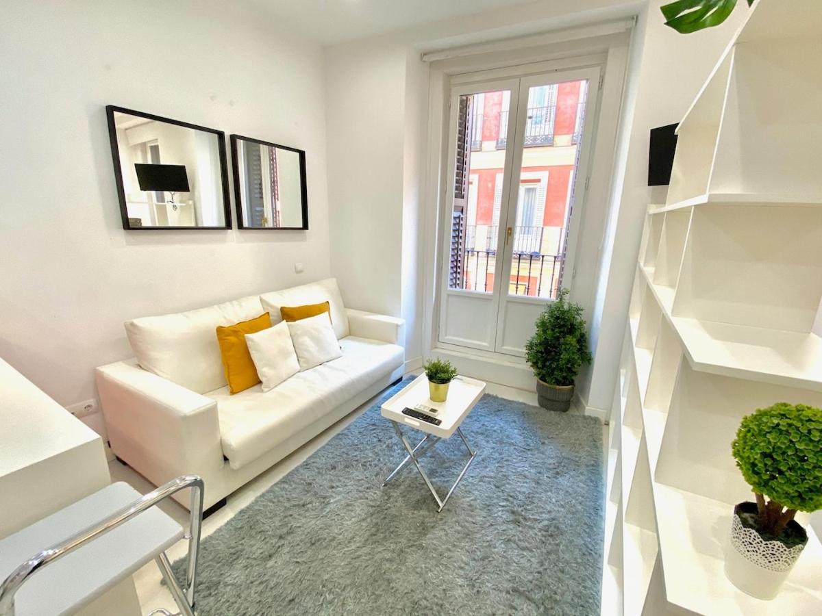Studio Apartment with One Double Bed photo 1