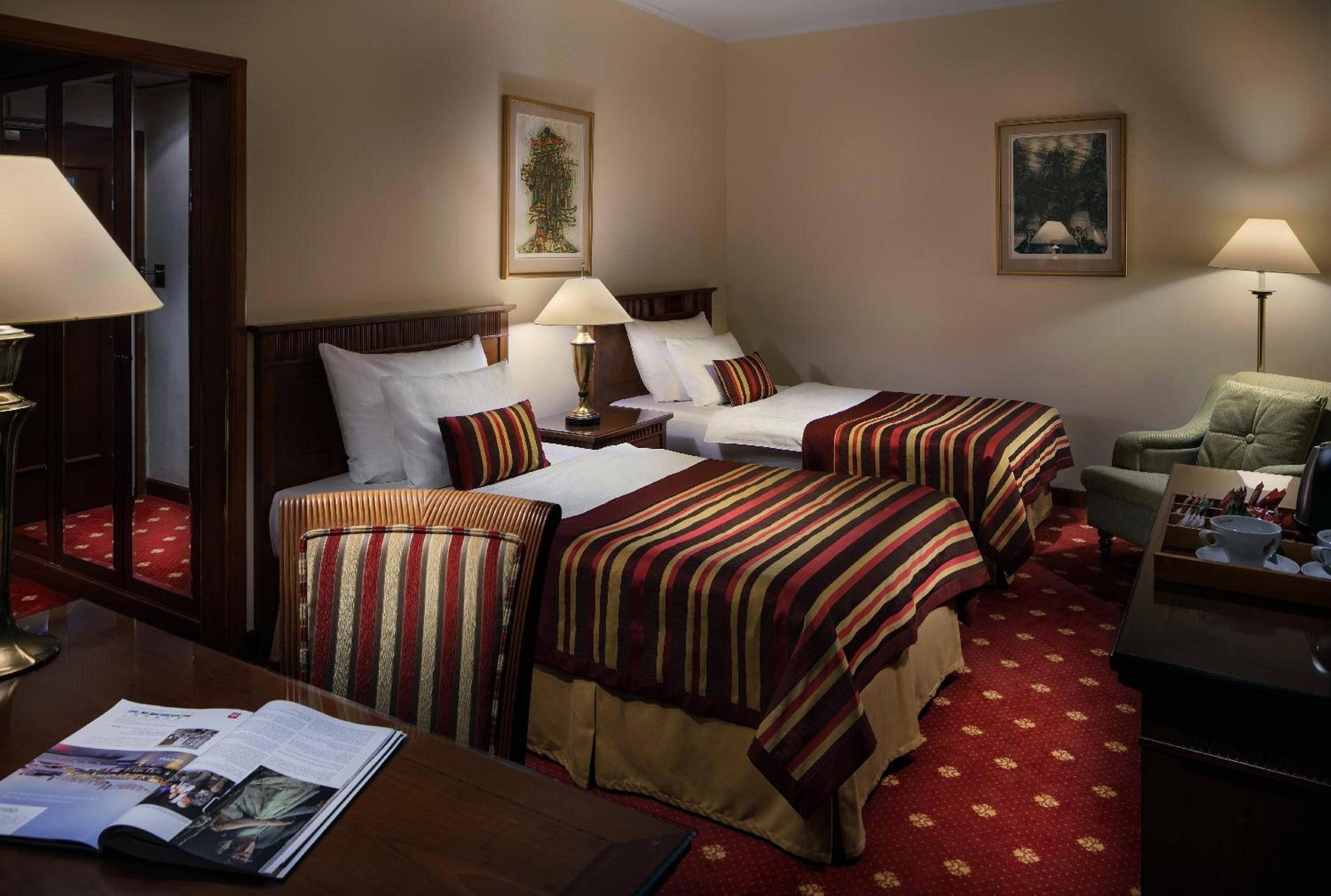 Deluxe Double Room with Extra Bed