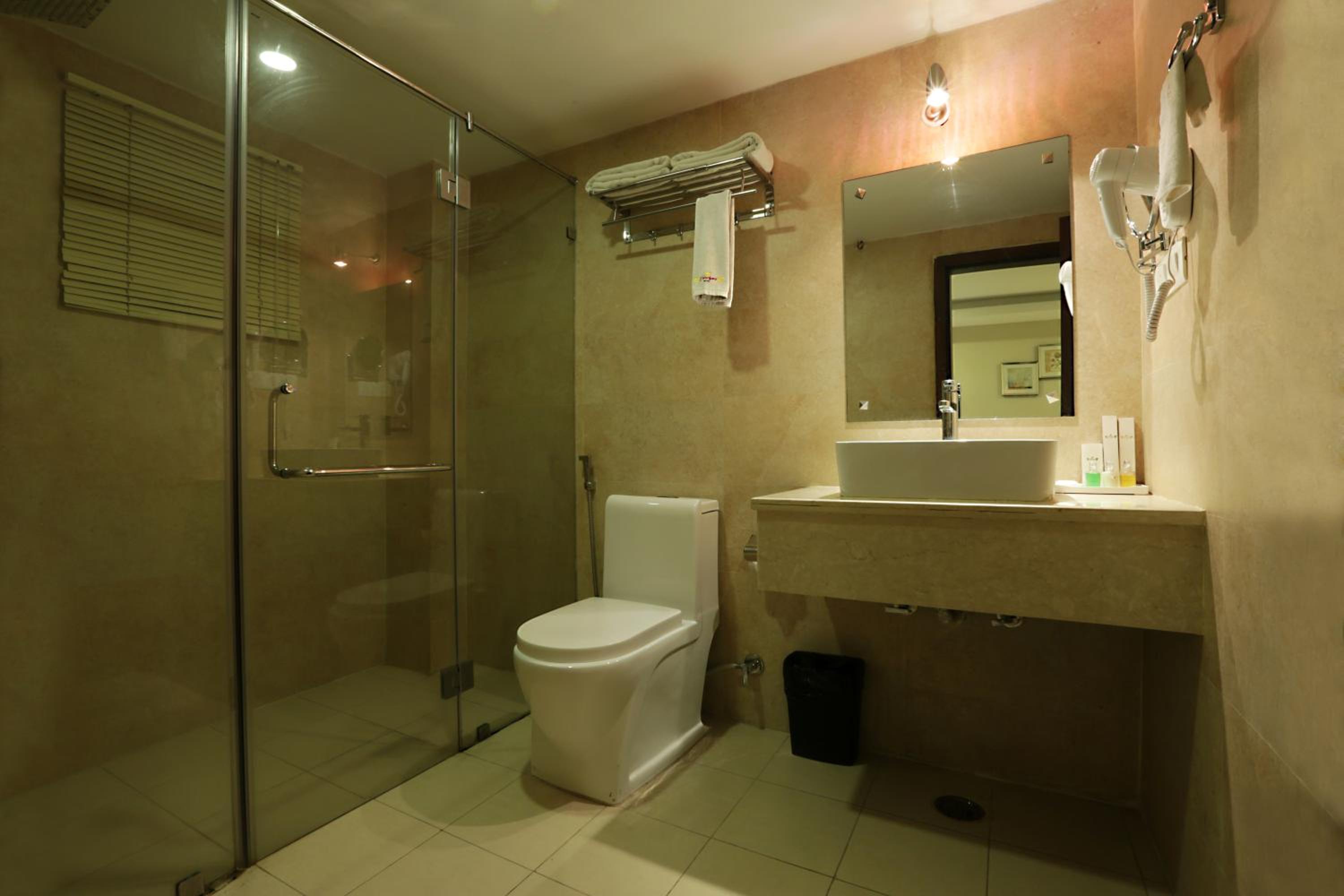 Deluxe Double Room - Photo 6