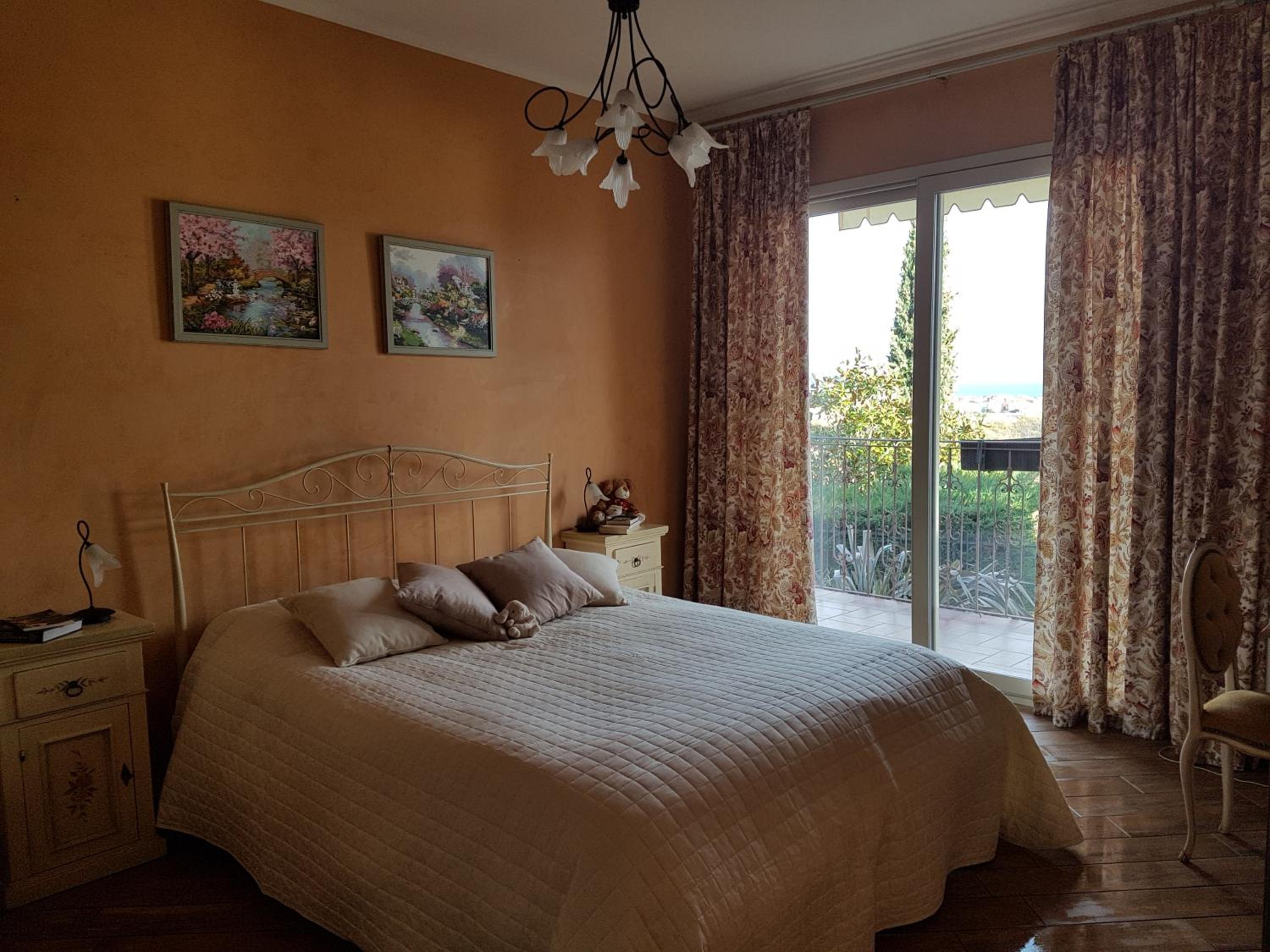 Two-Bedroom Villa - Photo 22