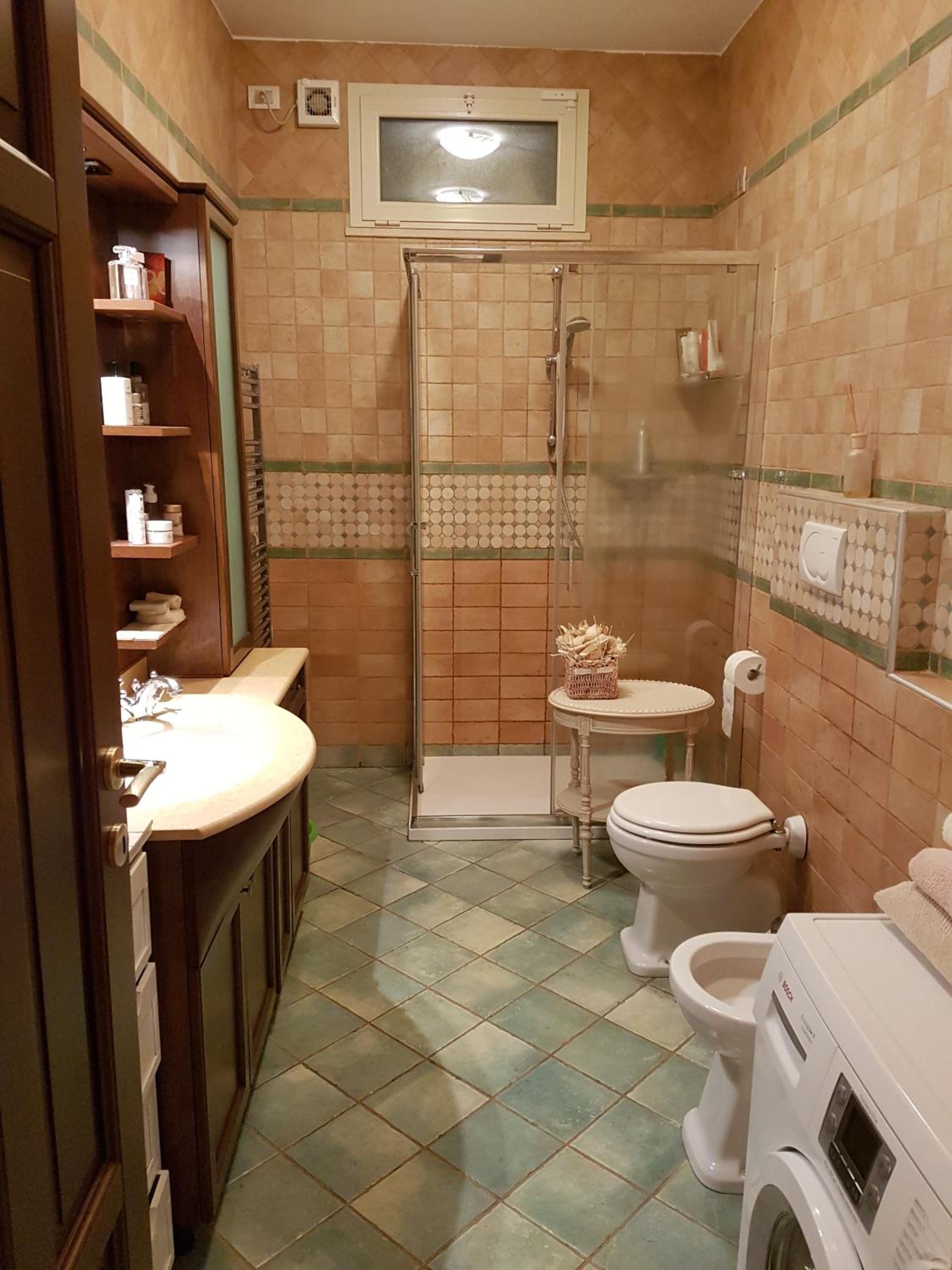 Two-Bedroom Villa - Photo 18