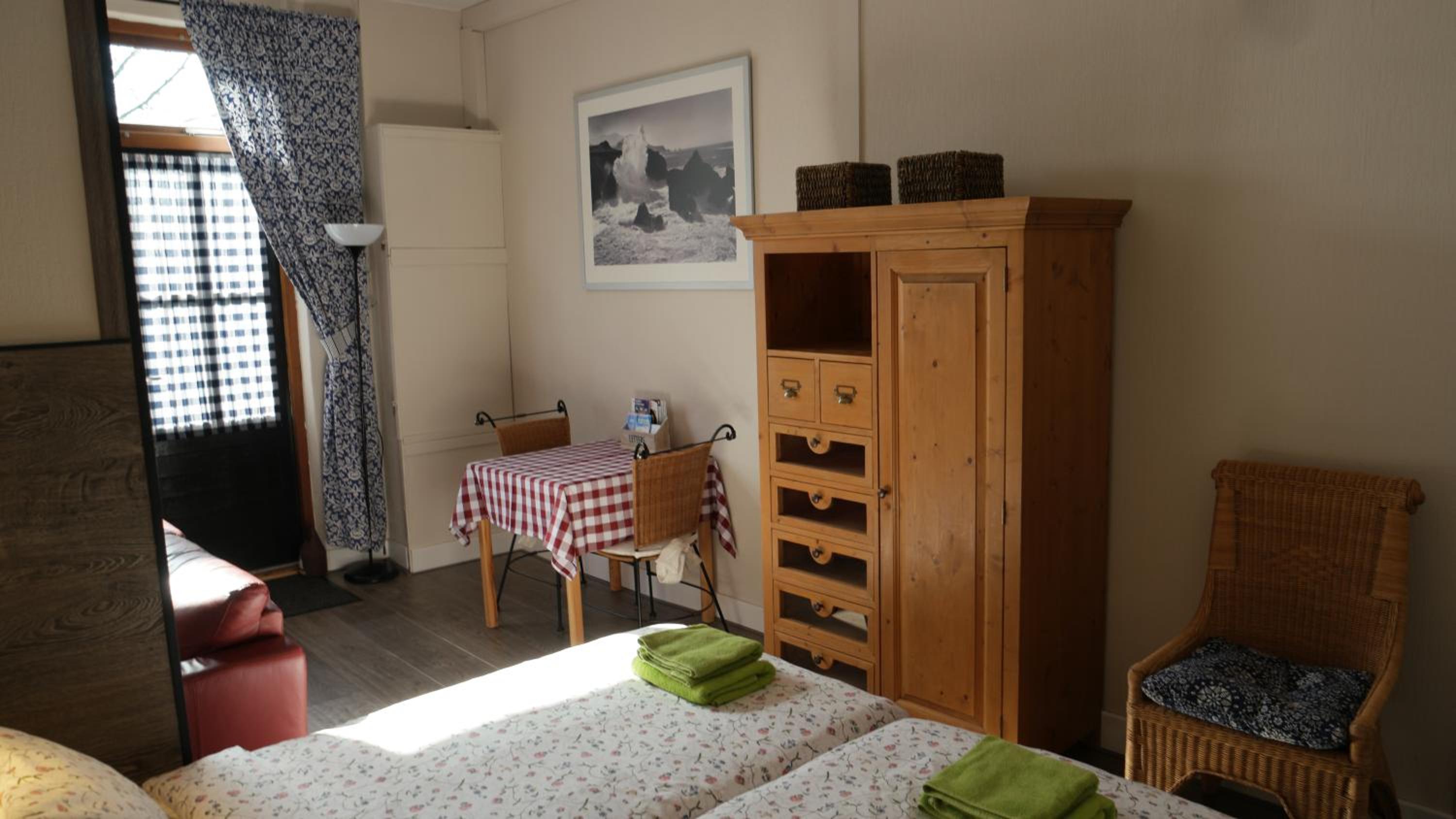 Apartment - Ground Floor photo 2