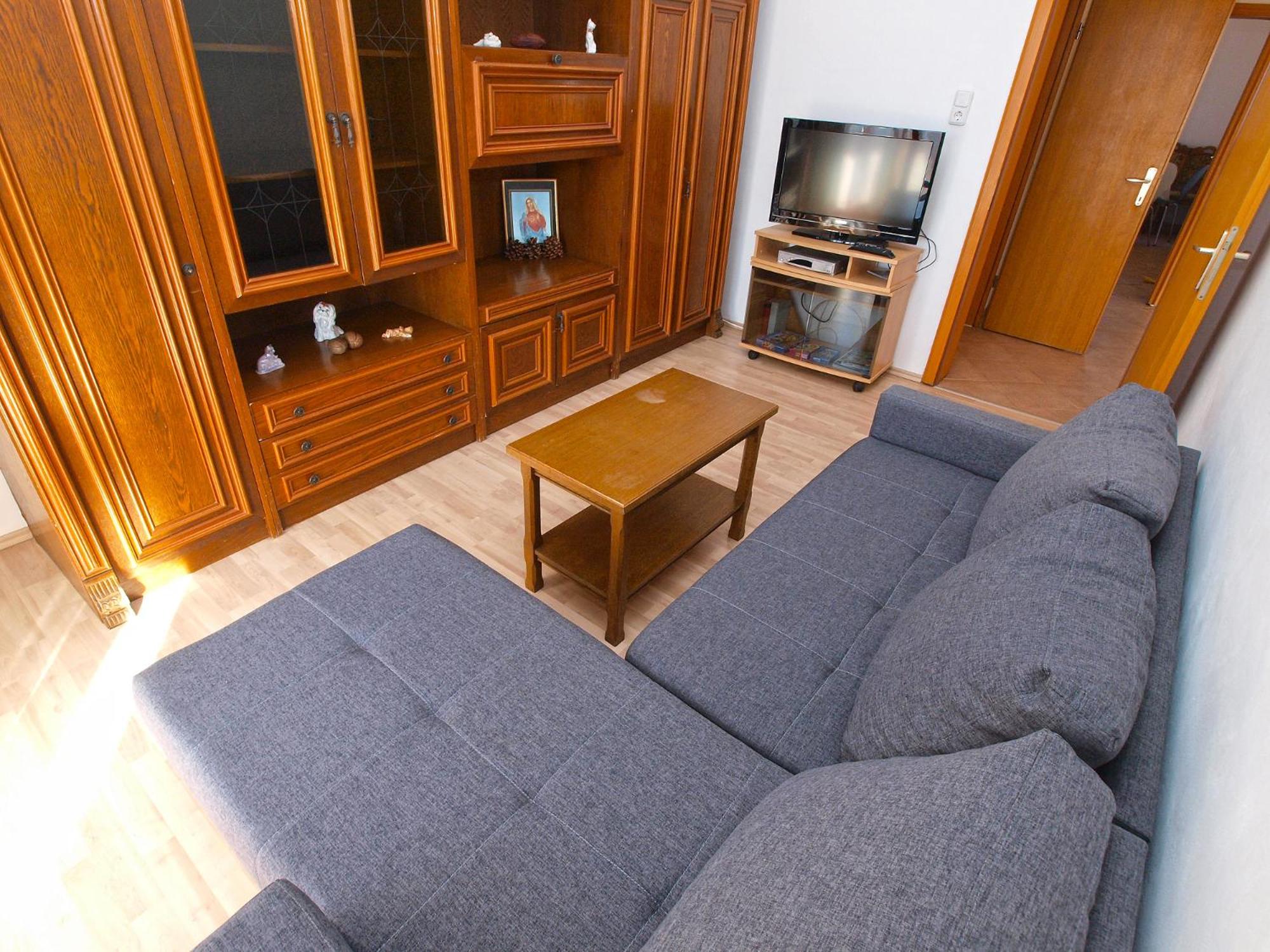 Apartment photo 1
