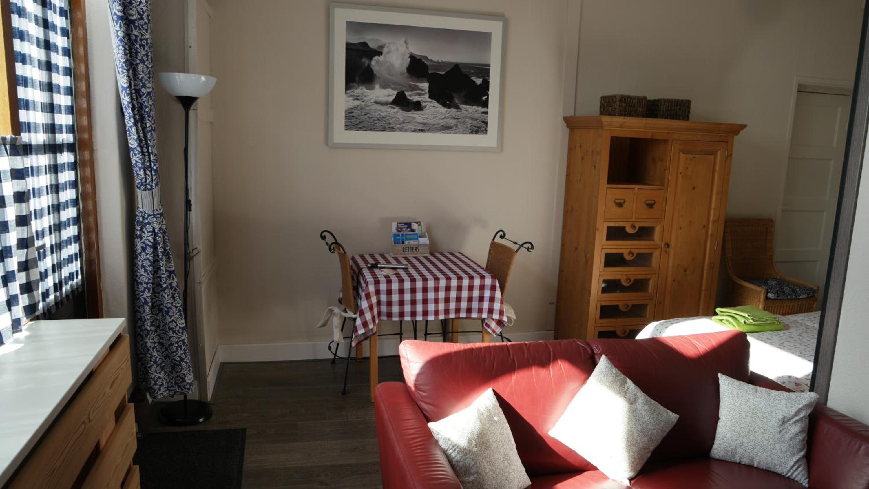 Apartment - Ground Floor photo 3