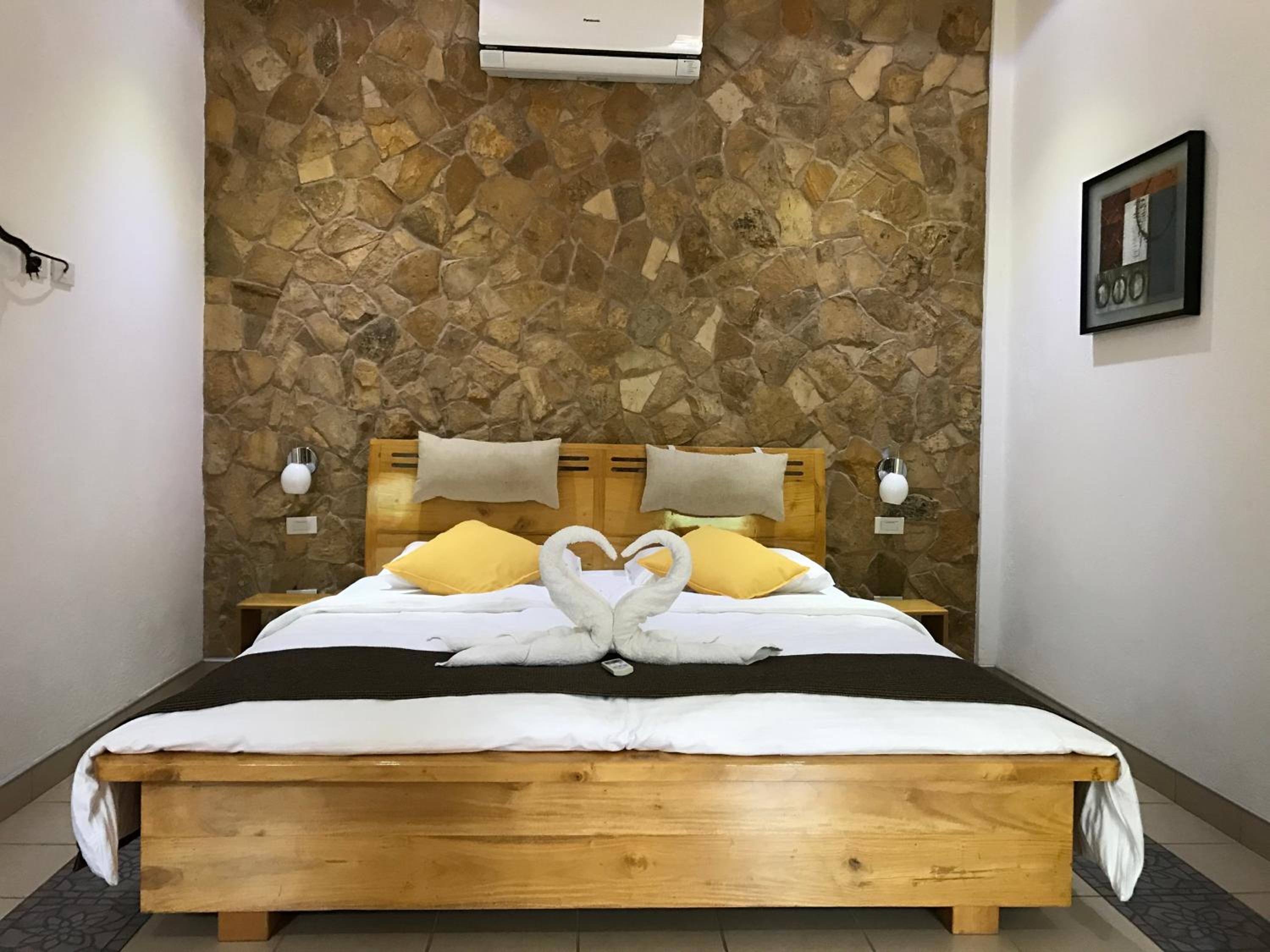 Deluxe King Studio with Garden View B