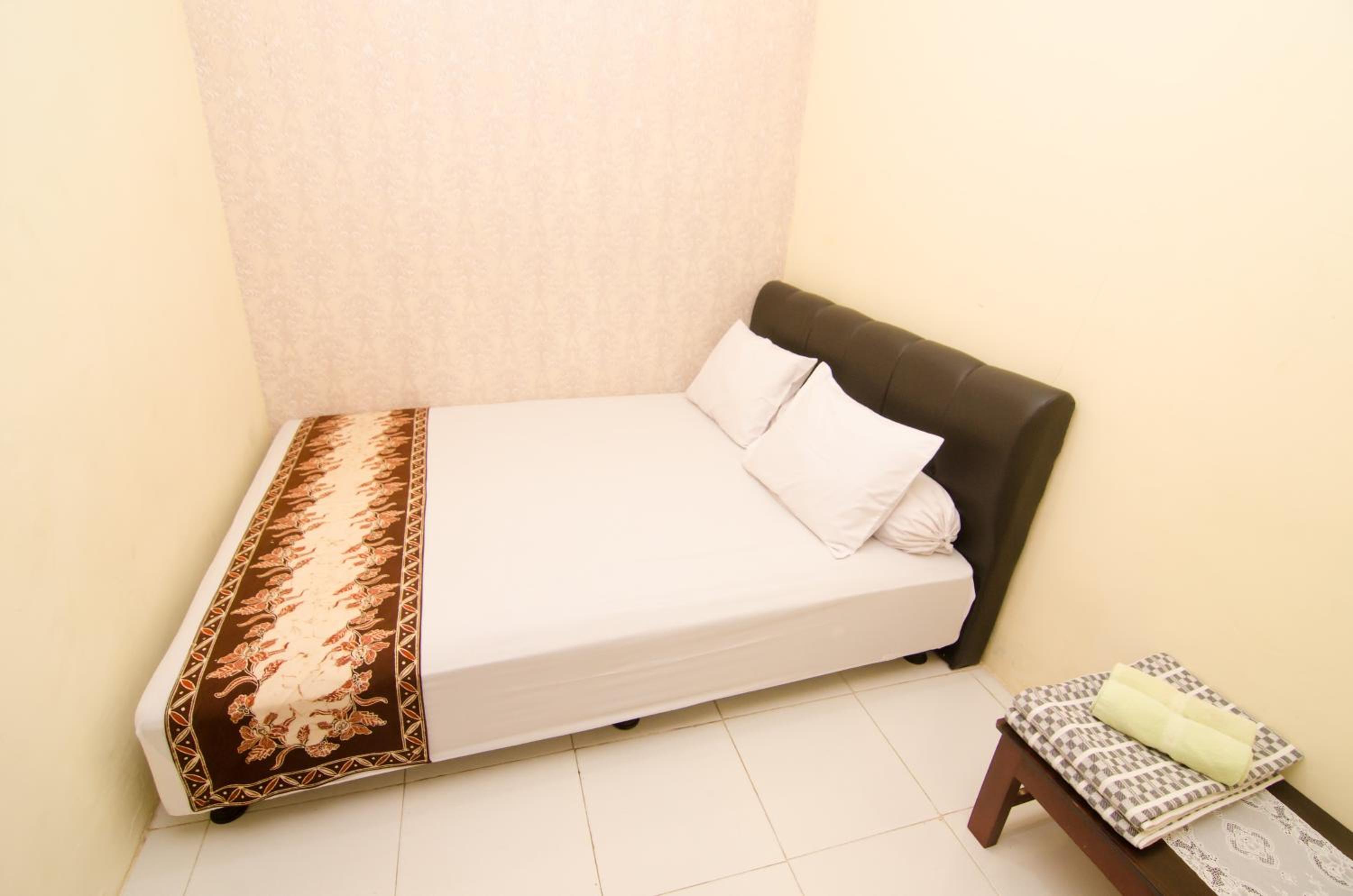 Double Room - Photo 1