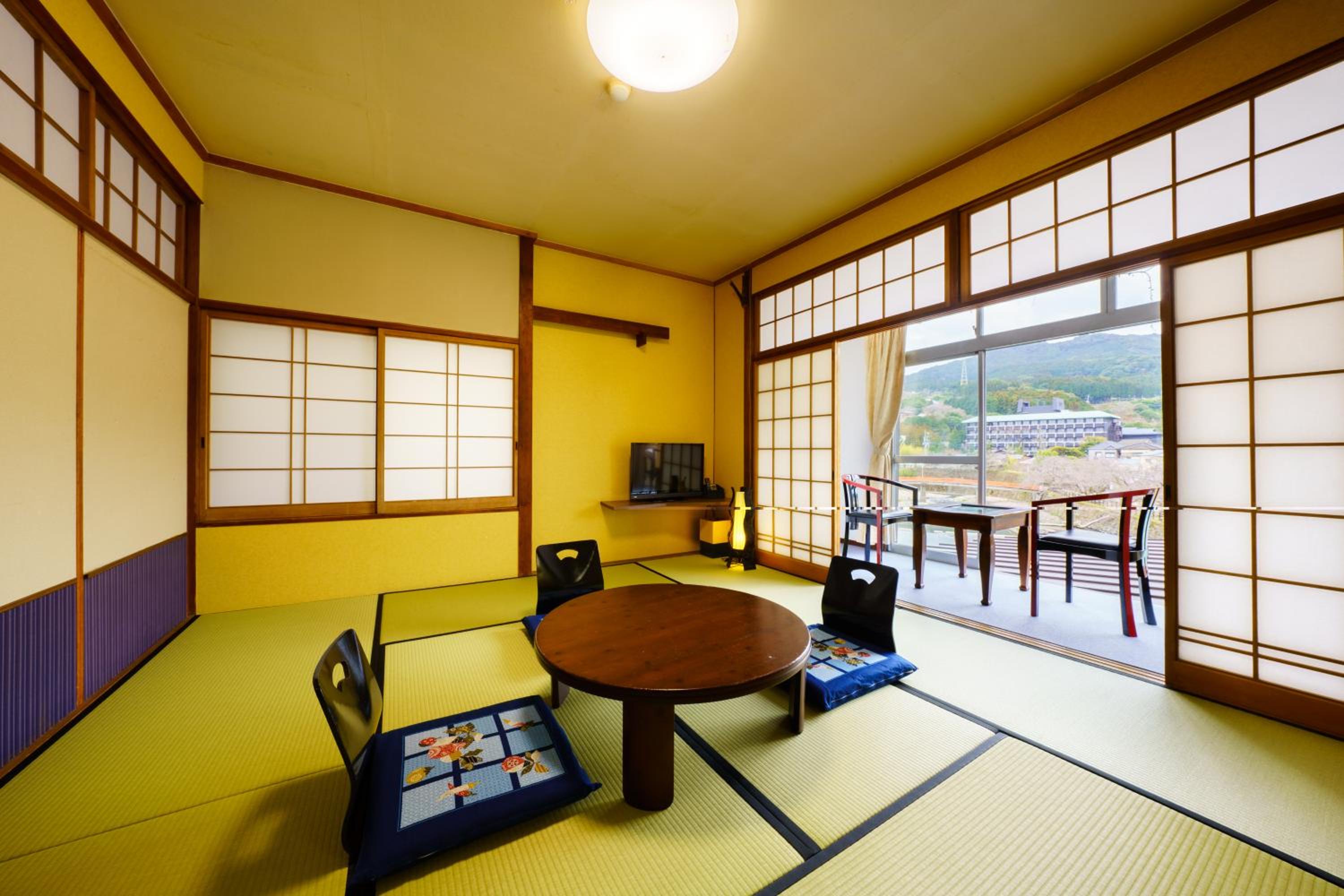 Japanese-Style Room with River View (21.49㎡) Non-Smoking [Kabukiza]