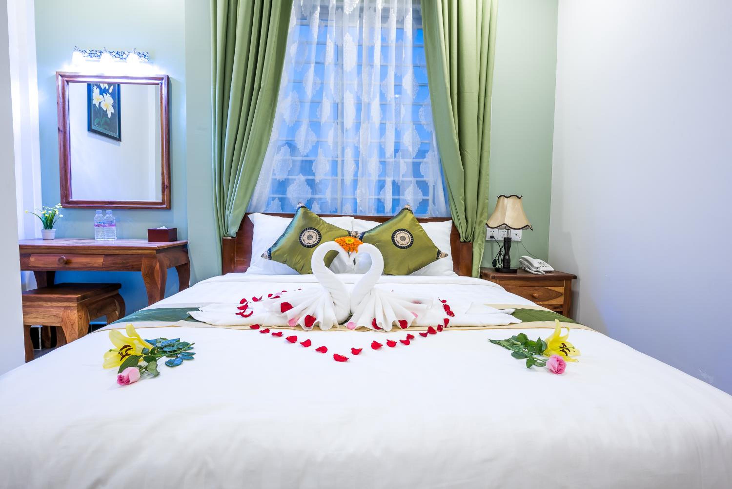 Deluxe Double Room - Photo 7