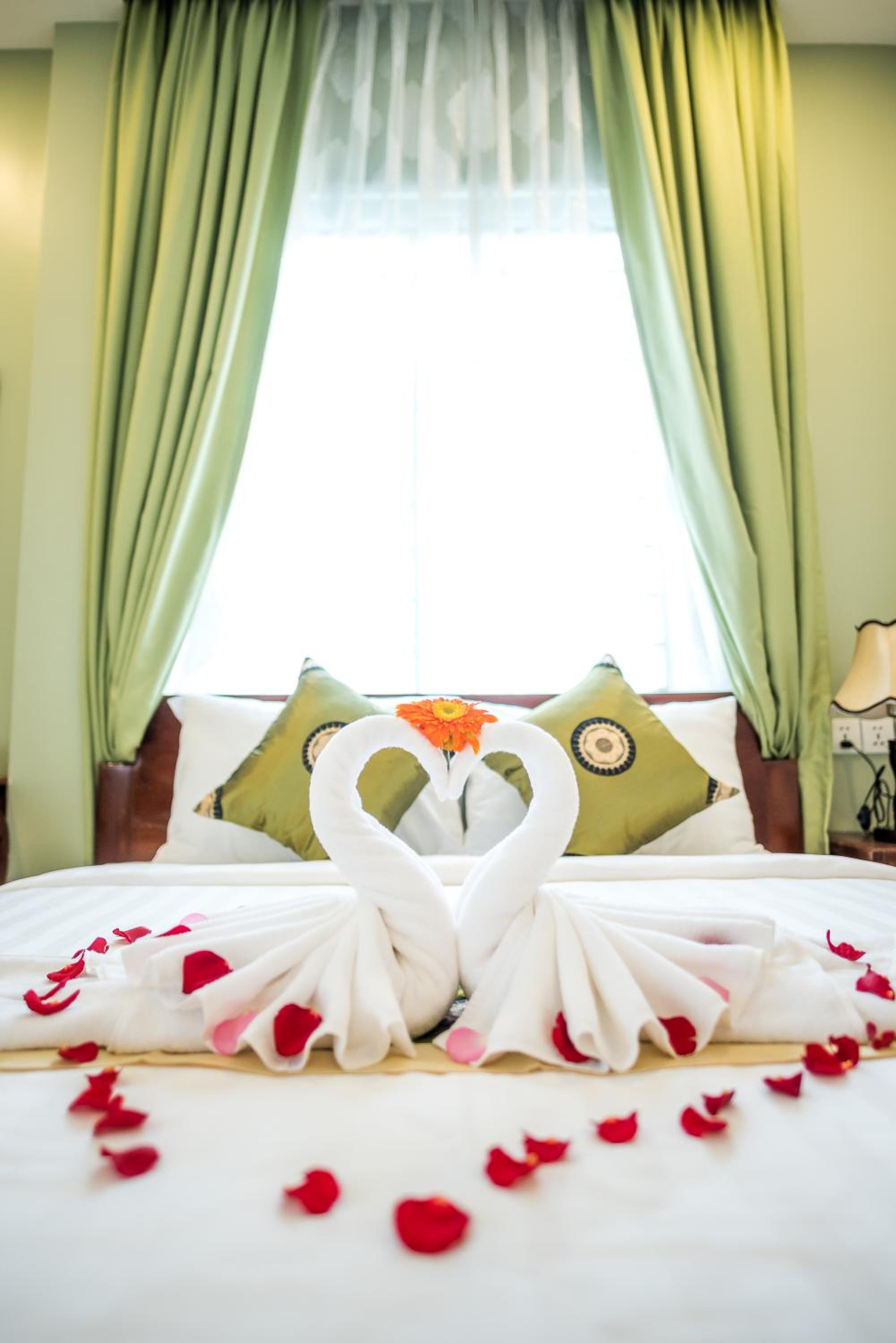 Deluxe Double Room - Photo 19