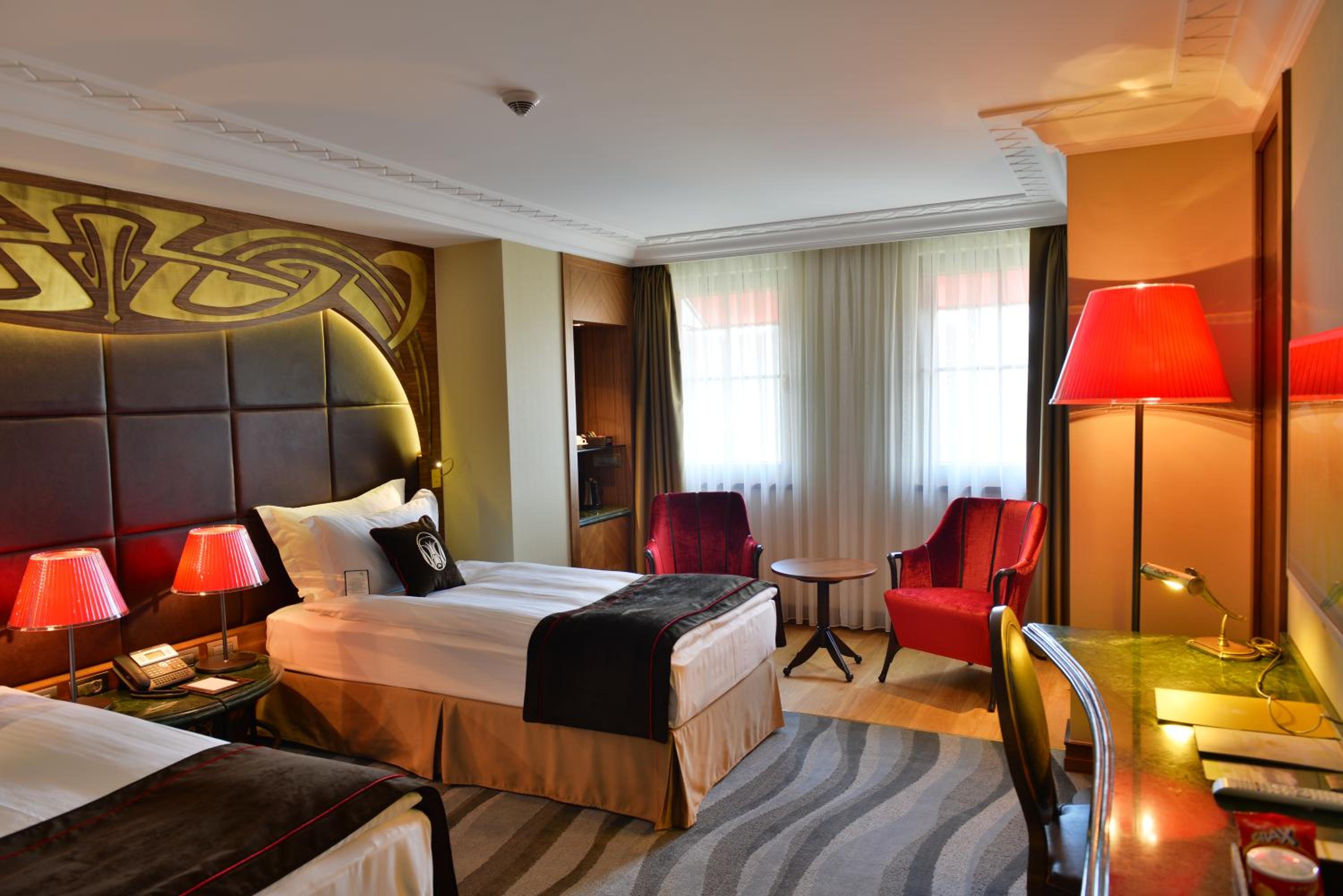 Deluxe Twin Room photo 1
