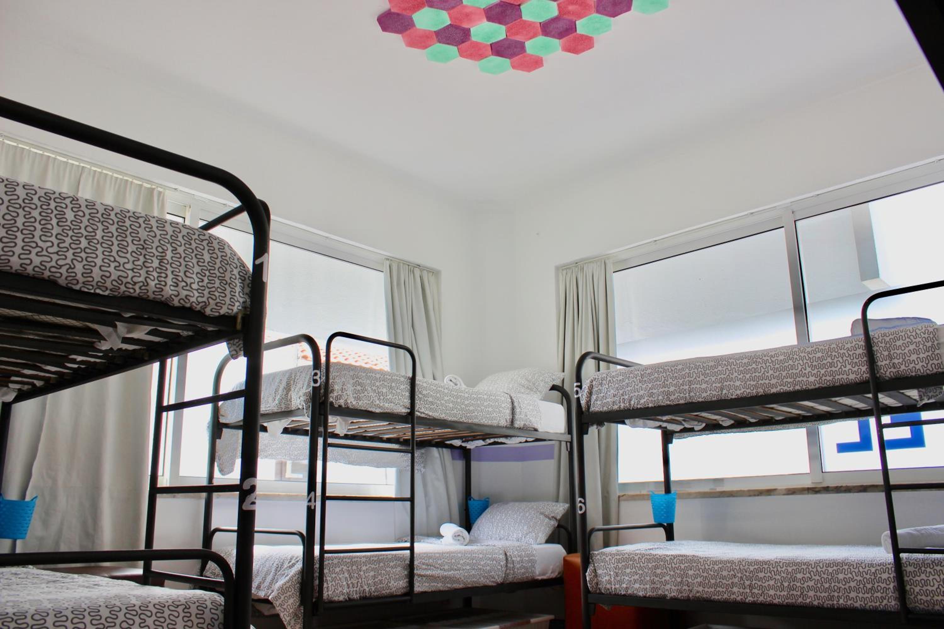 Bed in 8-Bed Mixed Dormitory Room