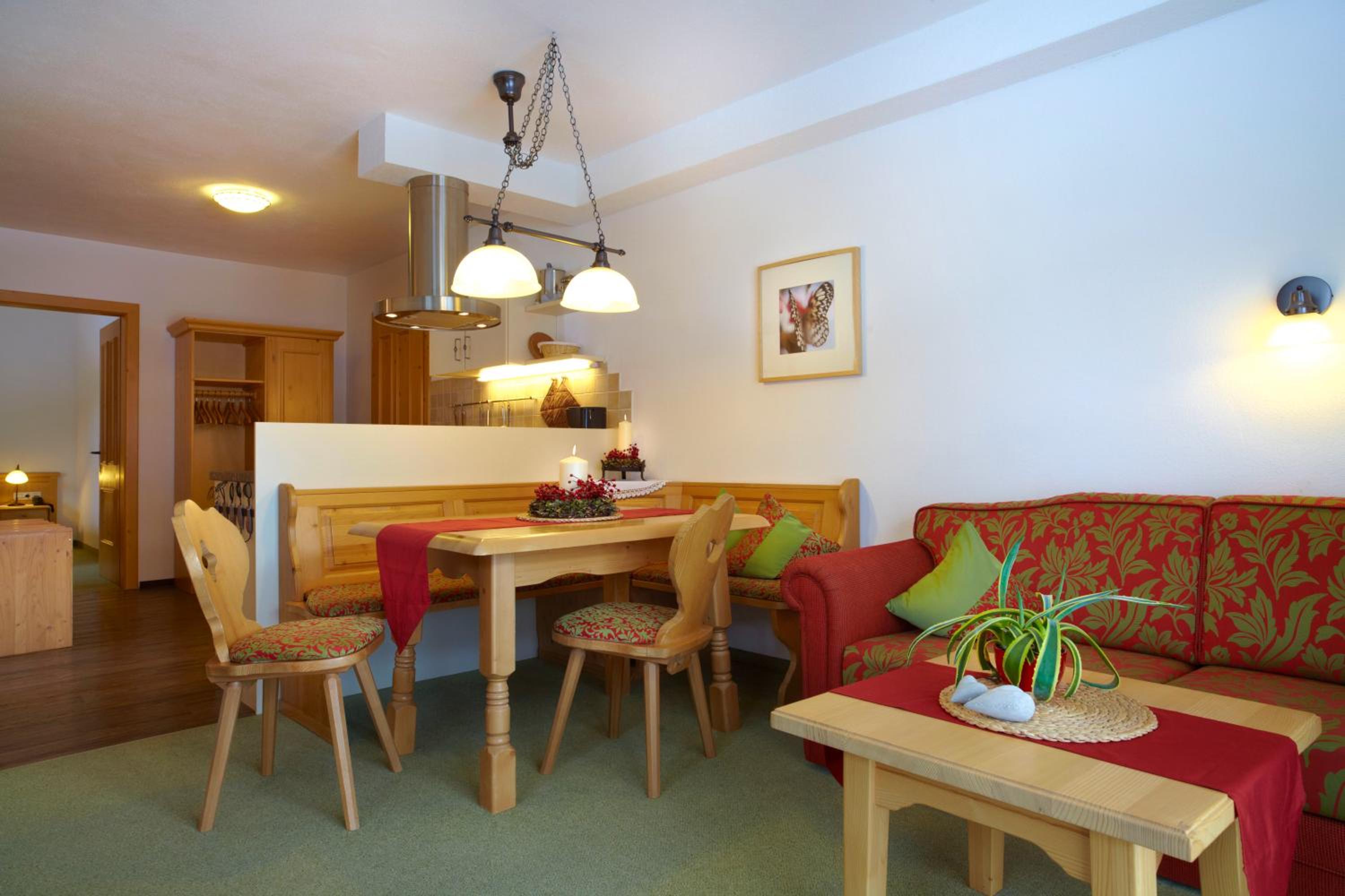 Standard One-Bedroom Apartment photo 2