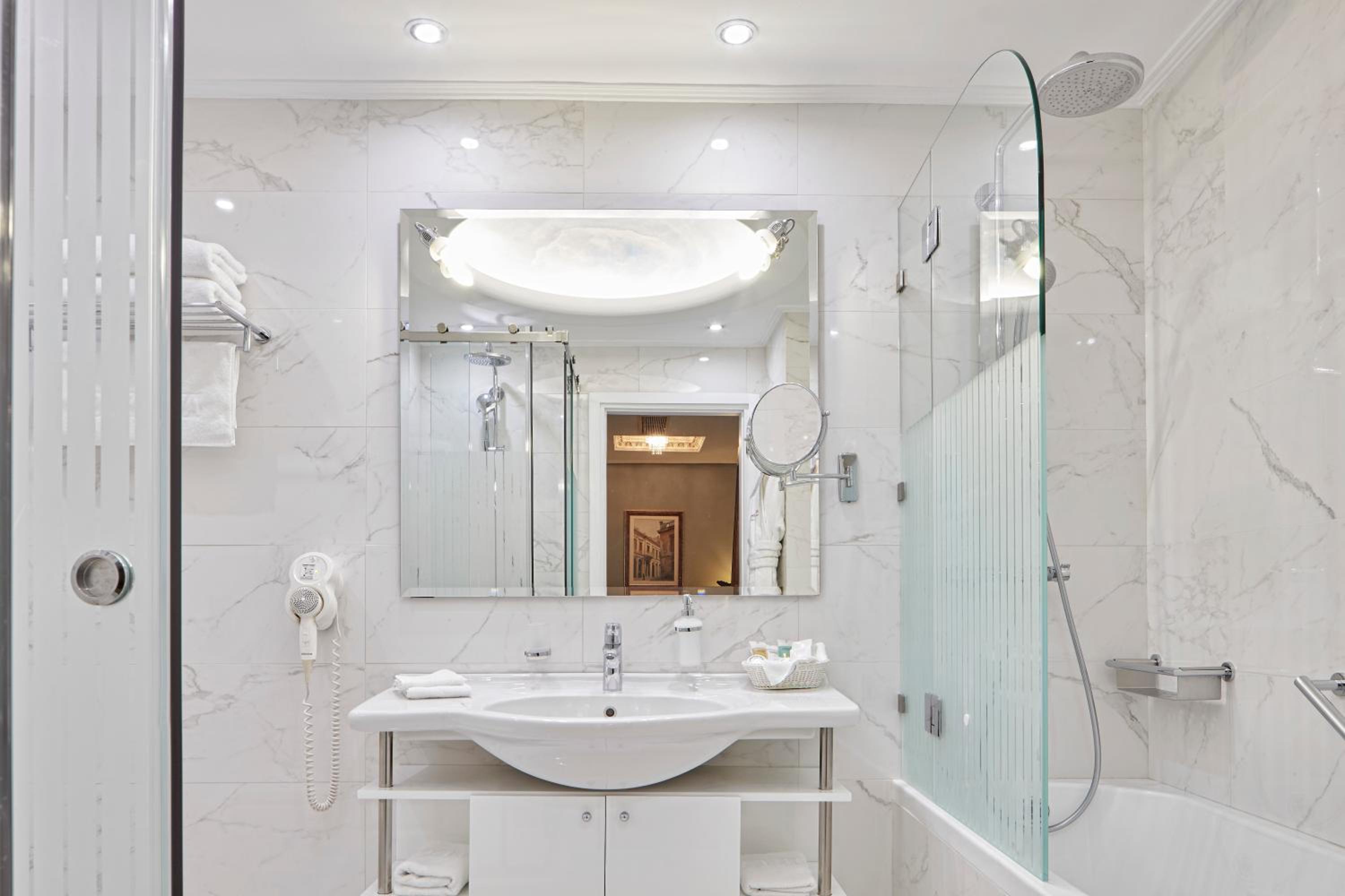 Executive Suite photo 2
