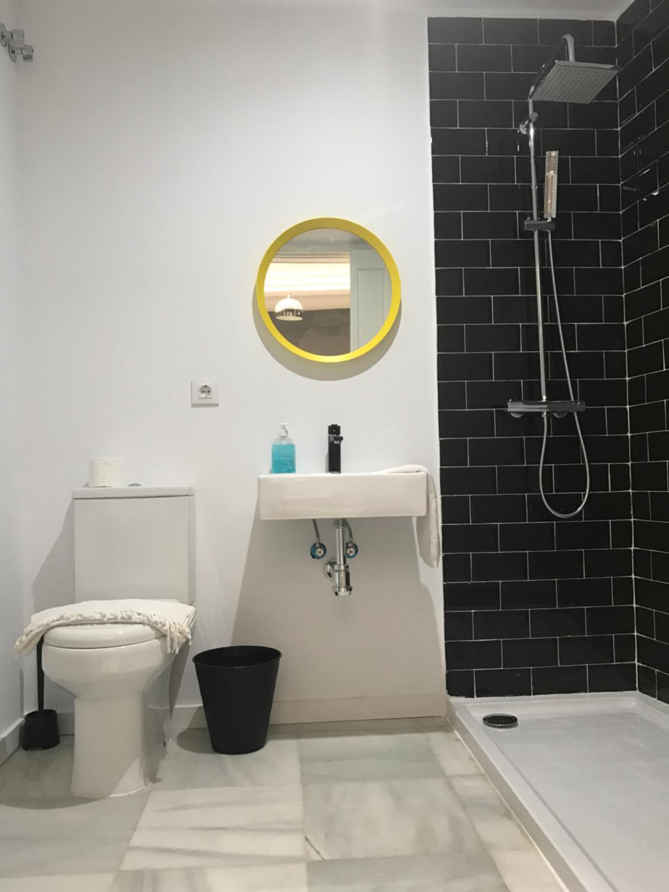 Family Suite - Photo 10