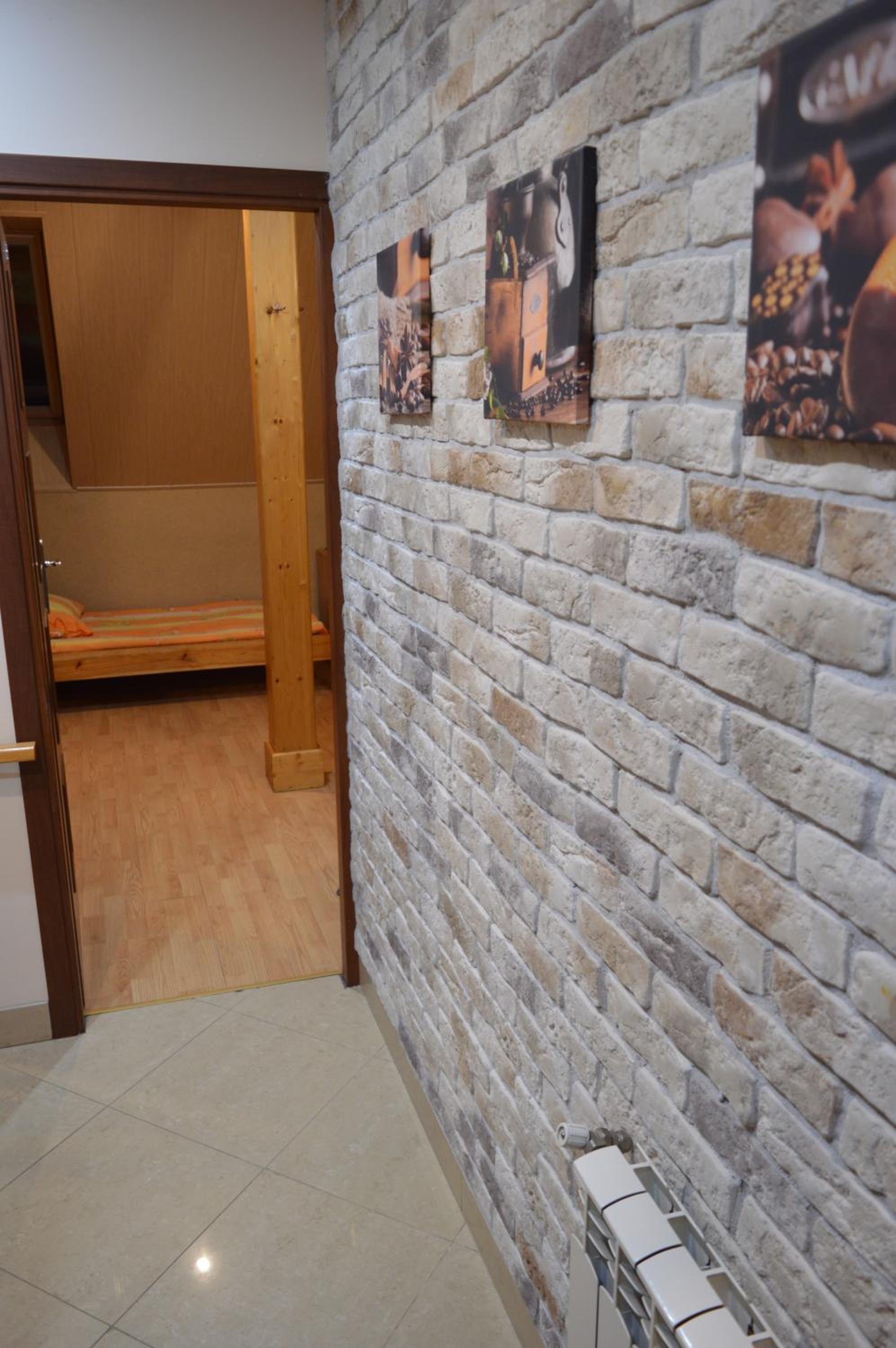 Triple Room with Private Bathroom photo 2