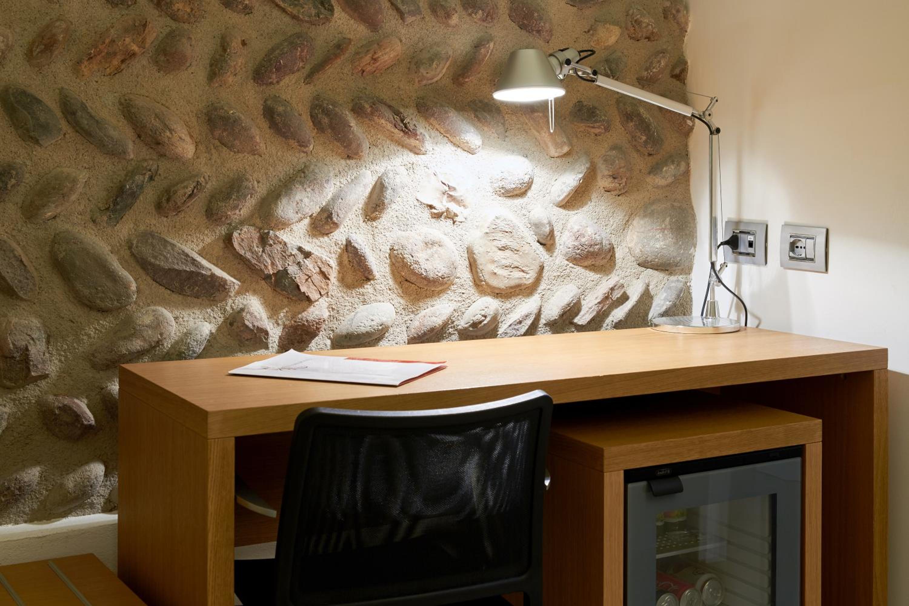 Double Room - Photo 12