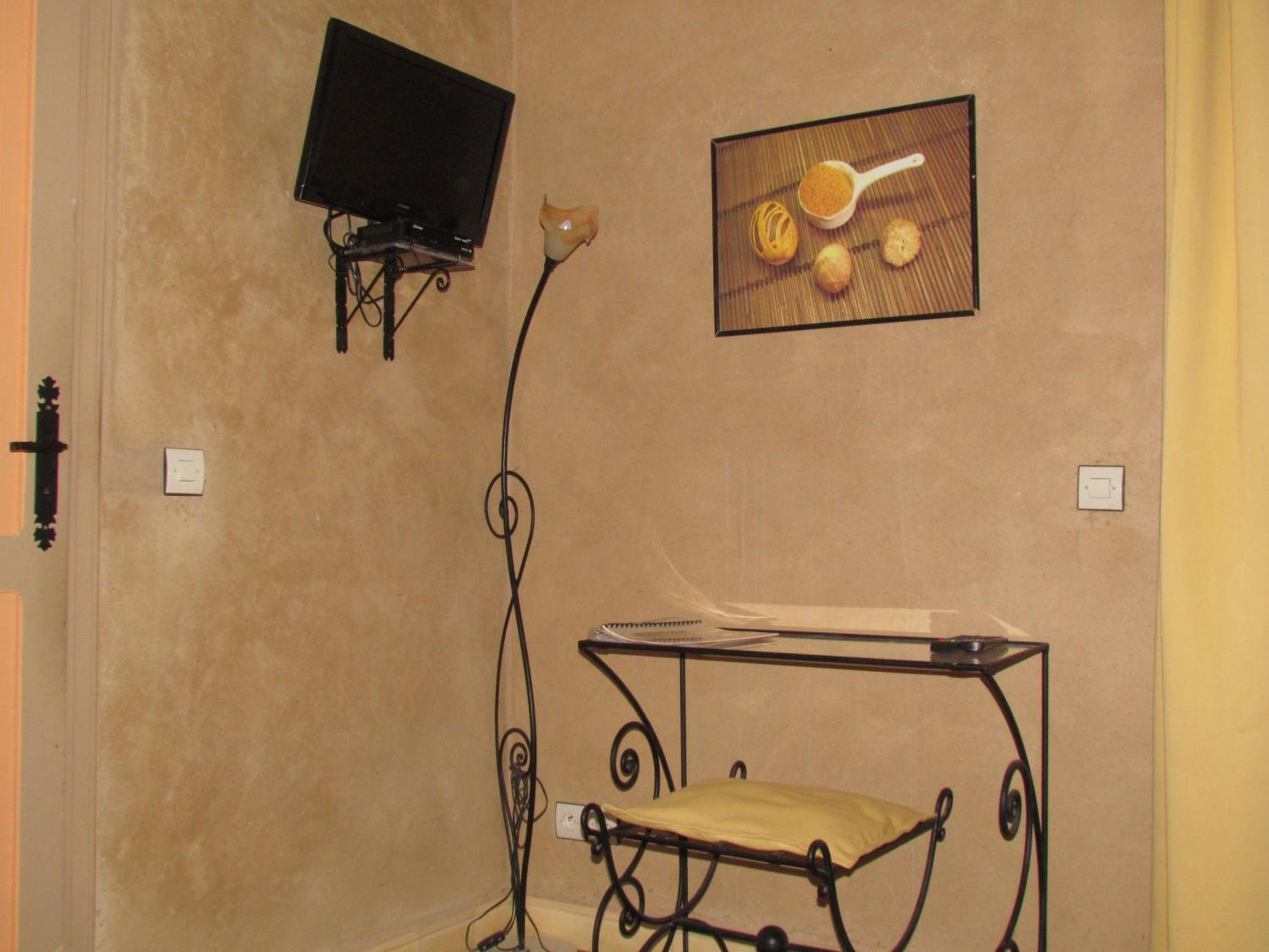 Twin Room with Garden View photo 3