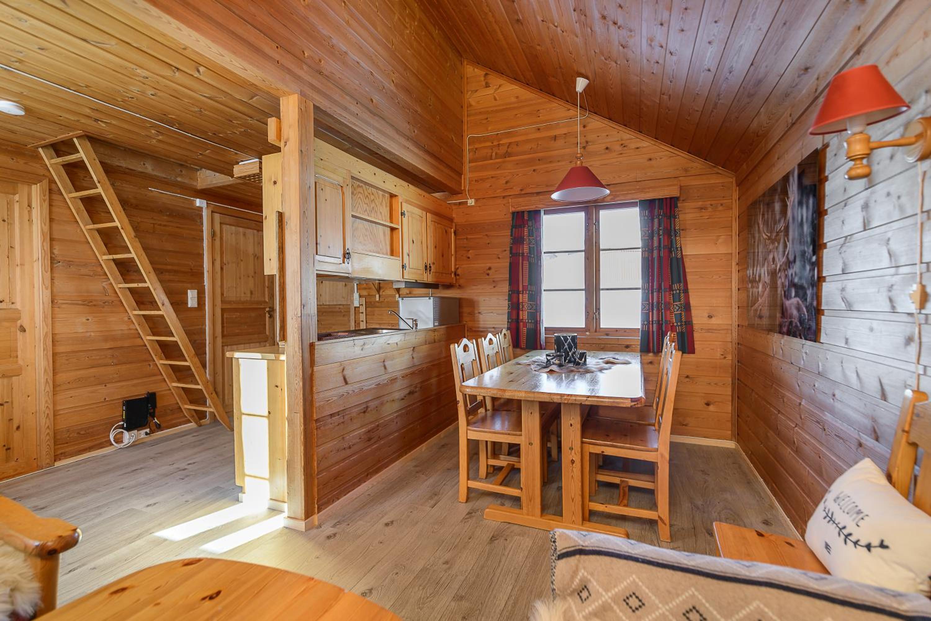Cottage (5 Adults) photo 2