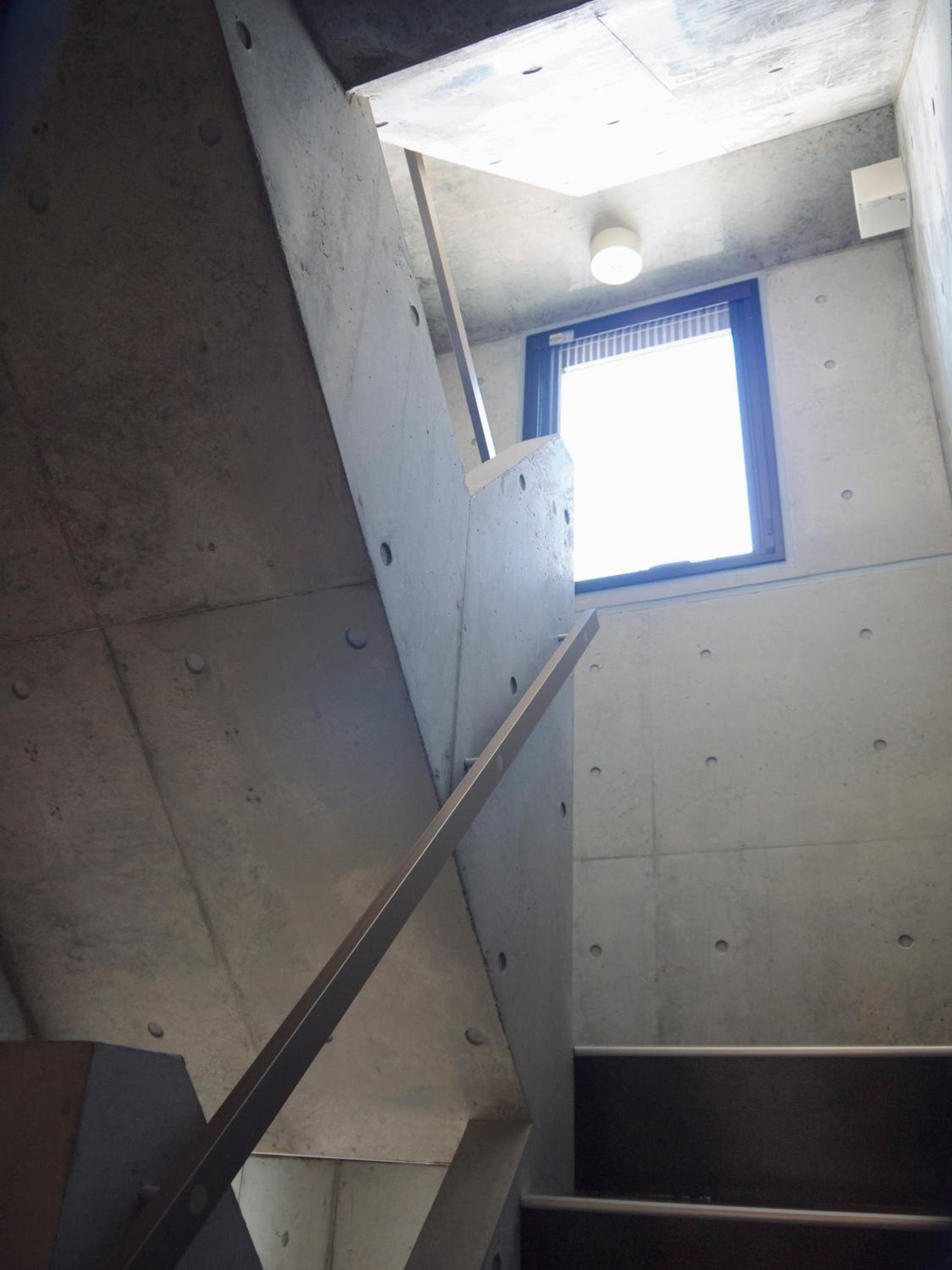 Studio Apartment - Photo 3