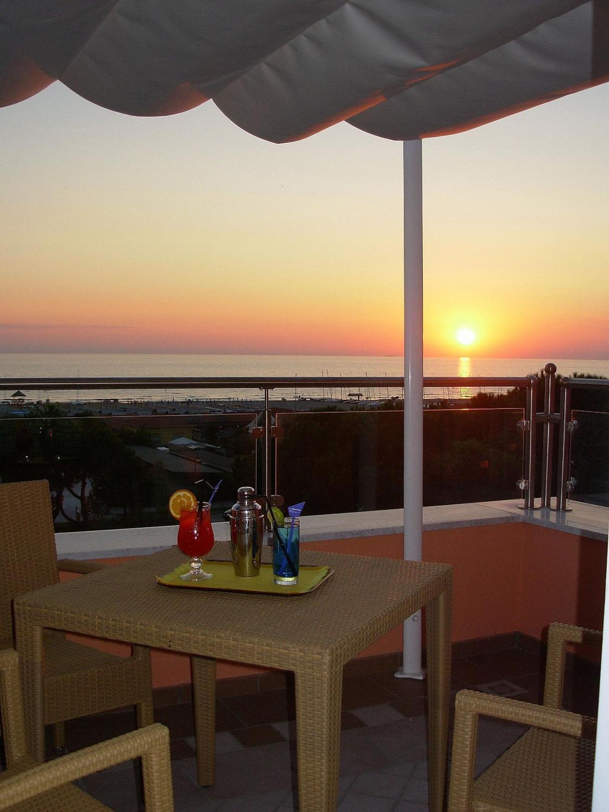 Deluxe Double Room with Terrace and Sea View - Photo 2