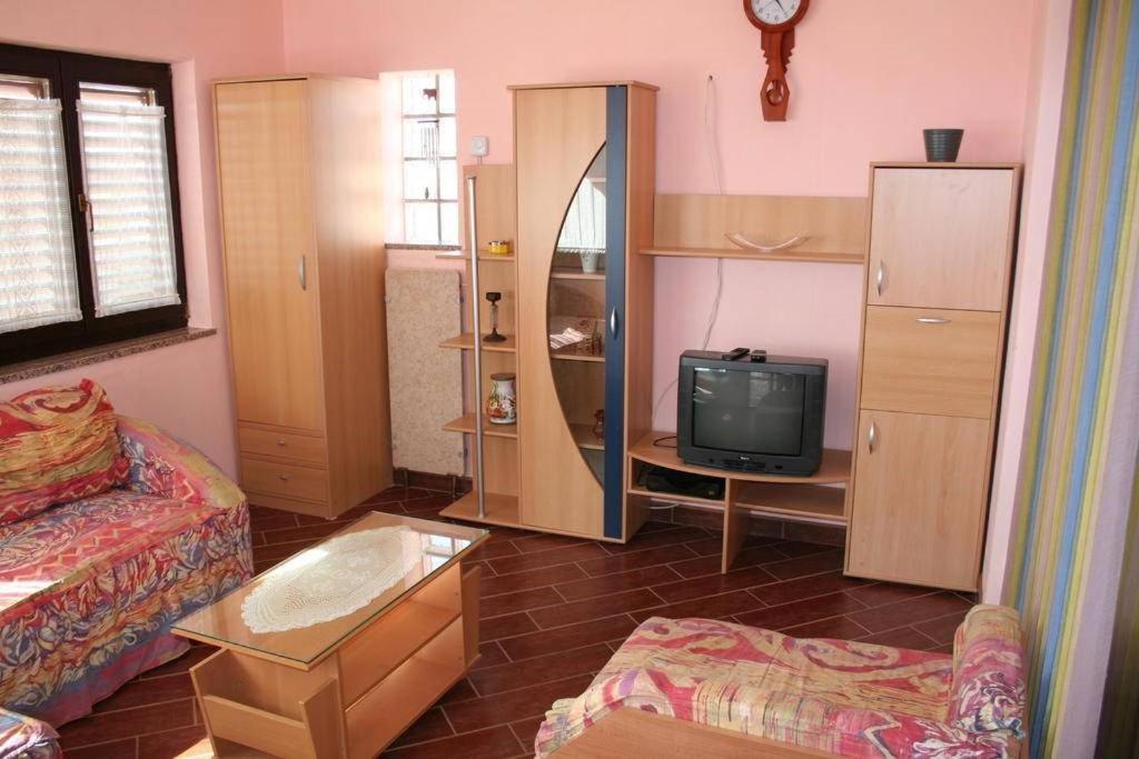 Three-Bedroom Apartment Standard