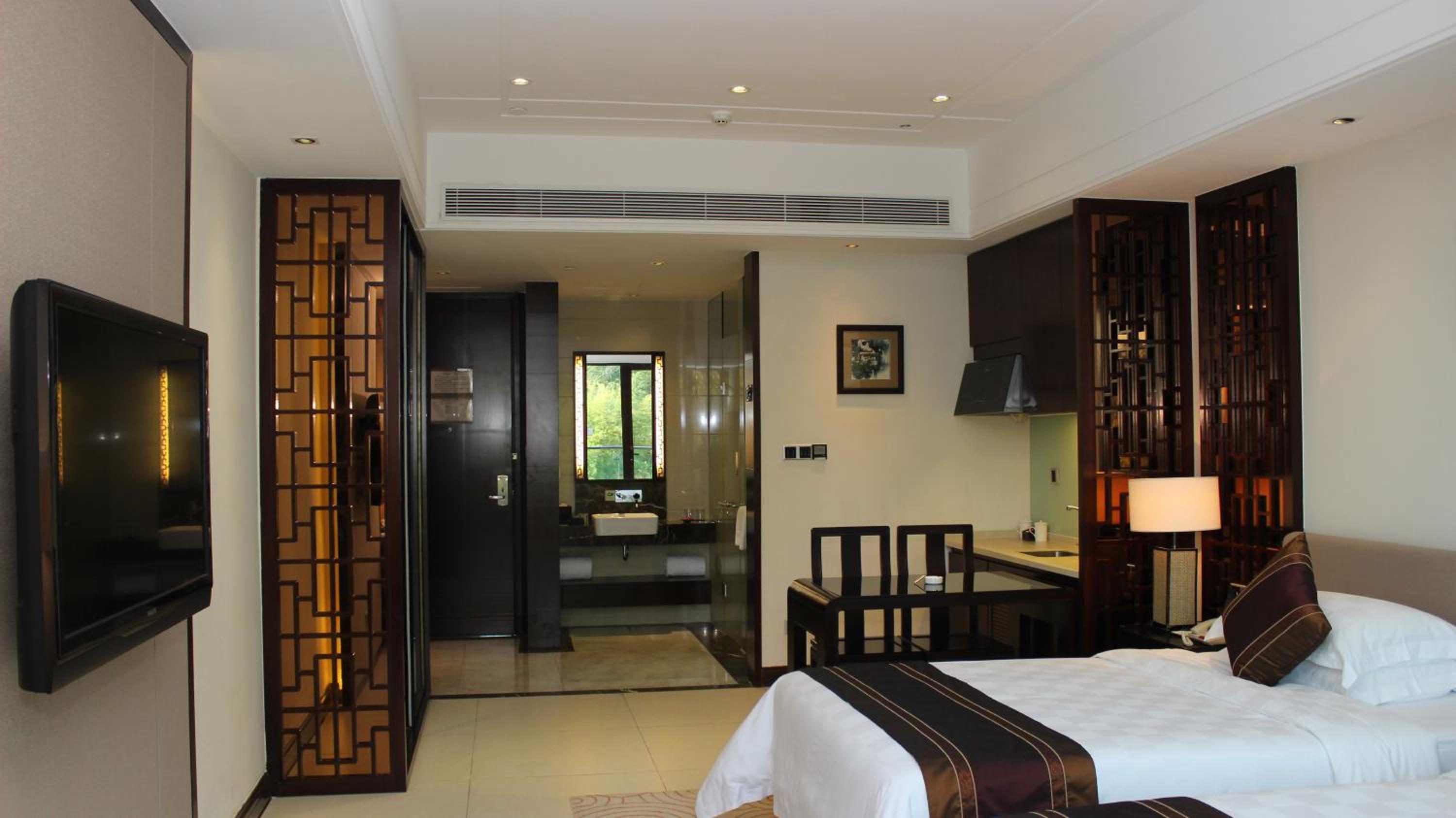 Deluxe Twin Room with Garden View