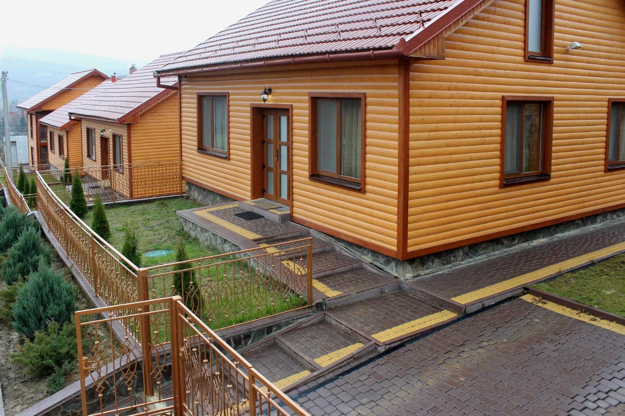 Cottage with Mountain View photo 1