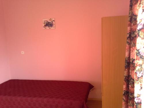 Four-Bedroom House photo 3