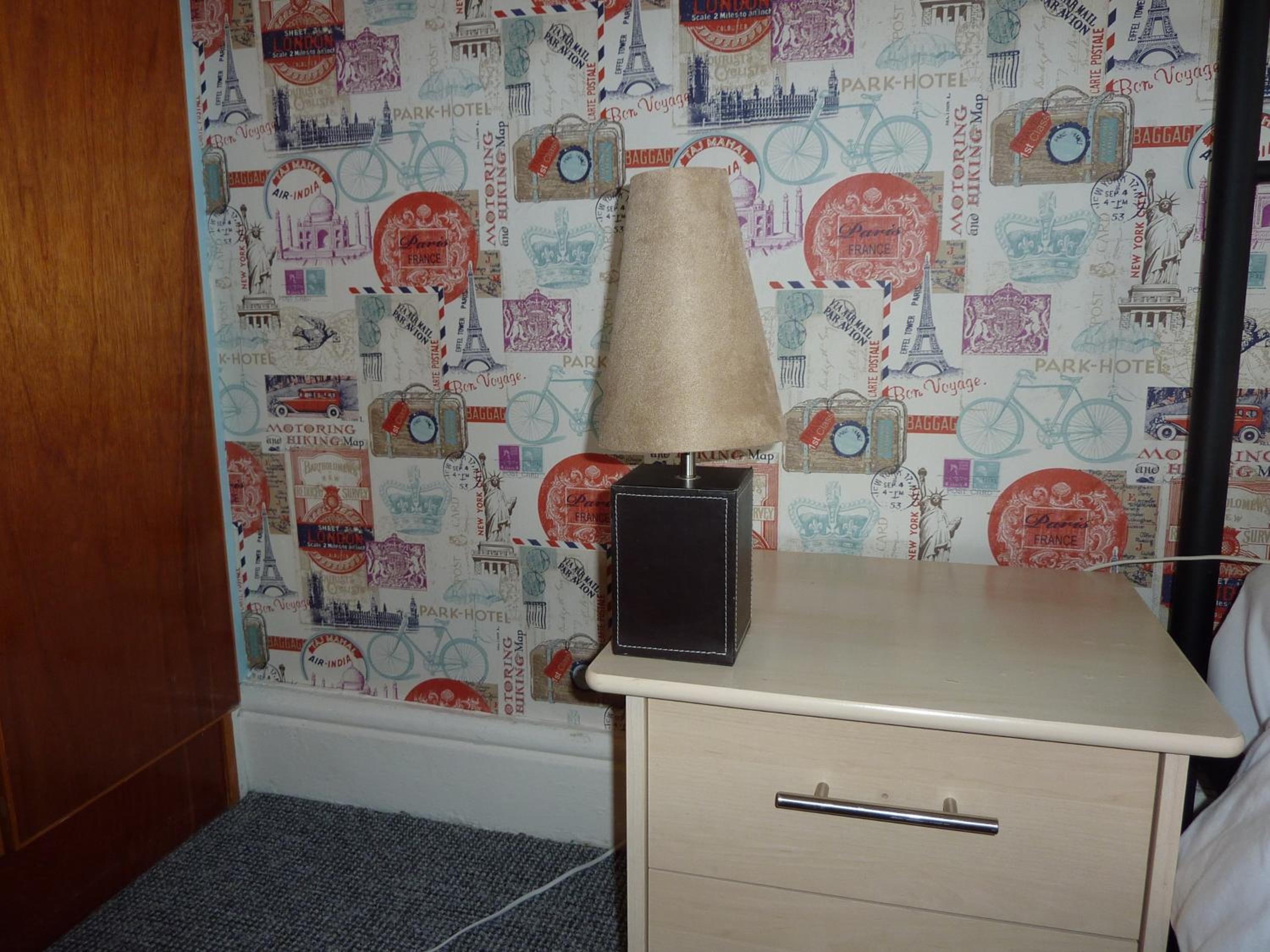 Standard Family Room photo 2