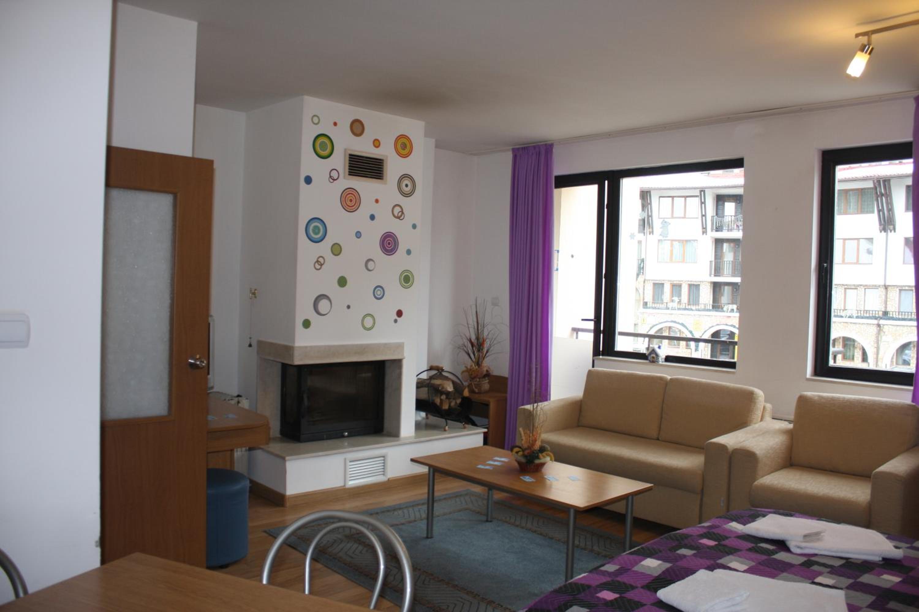Studio Apartment photo 2