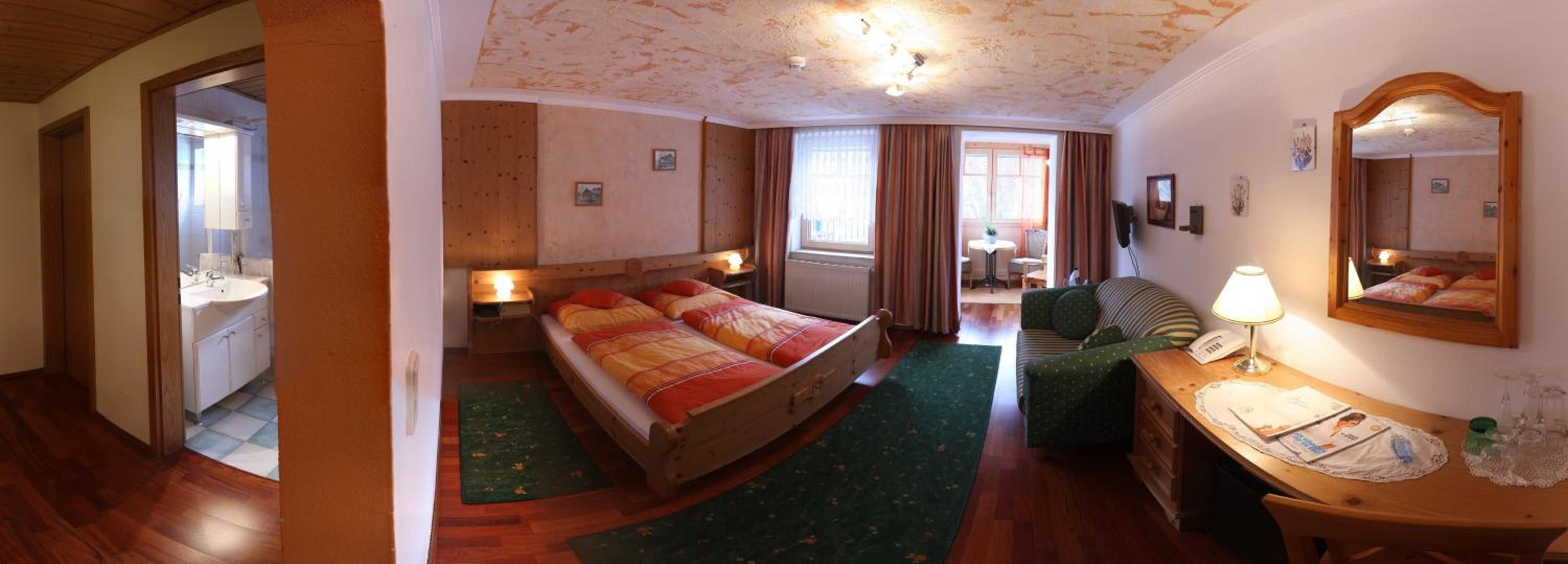 Double Room - Photo 2