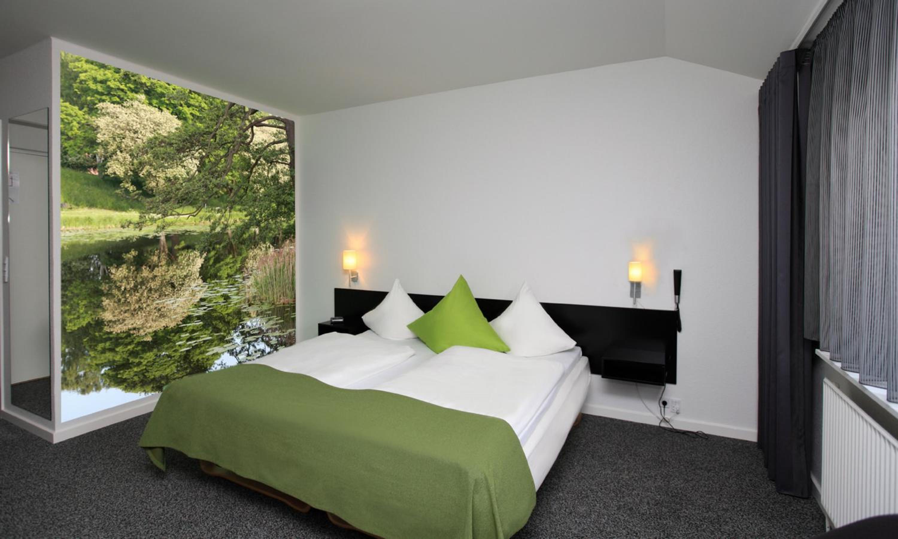 Standard Twin Room - Photo 2