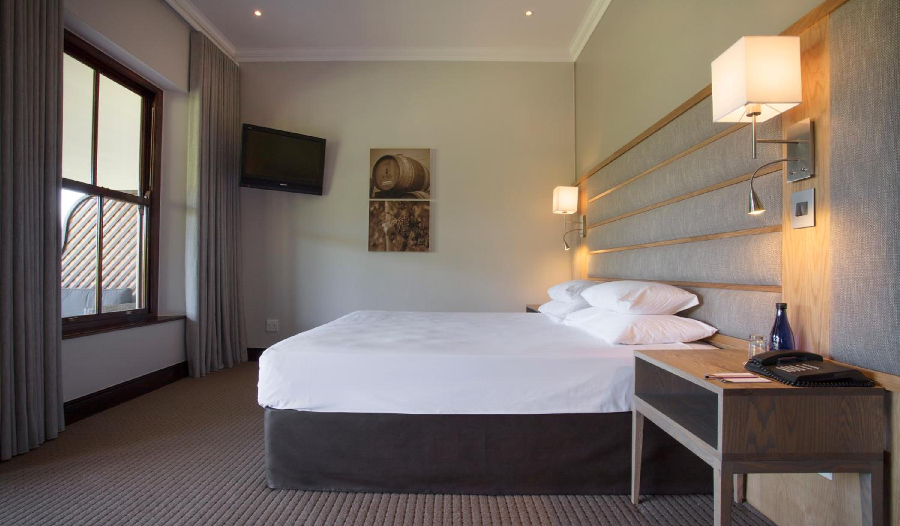 Deluxe Room - Photo 3