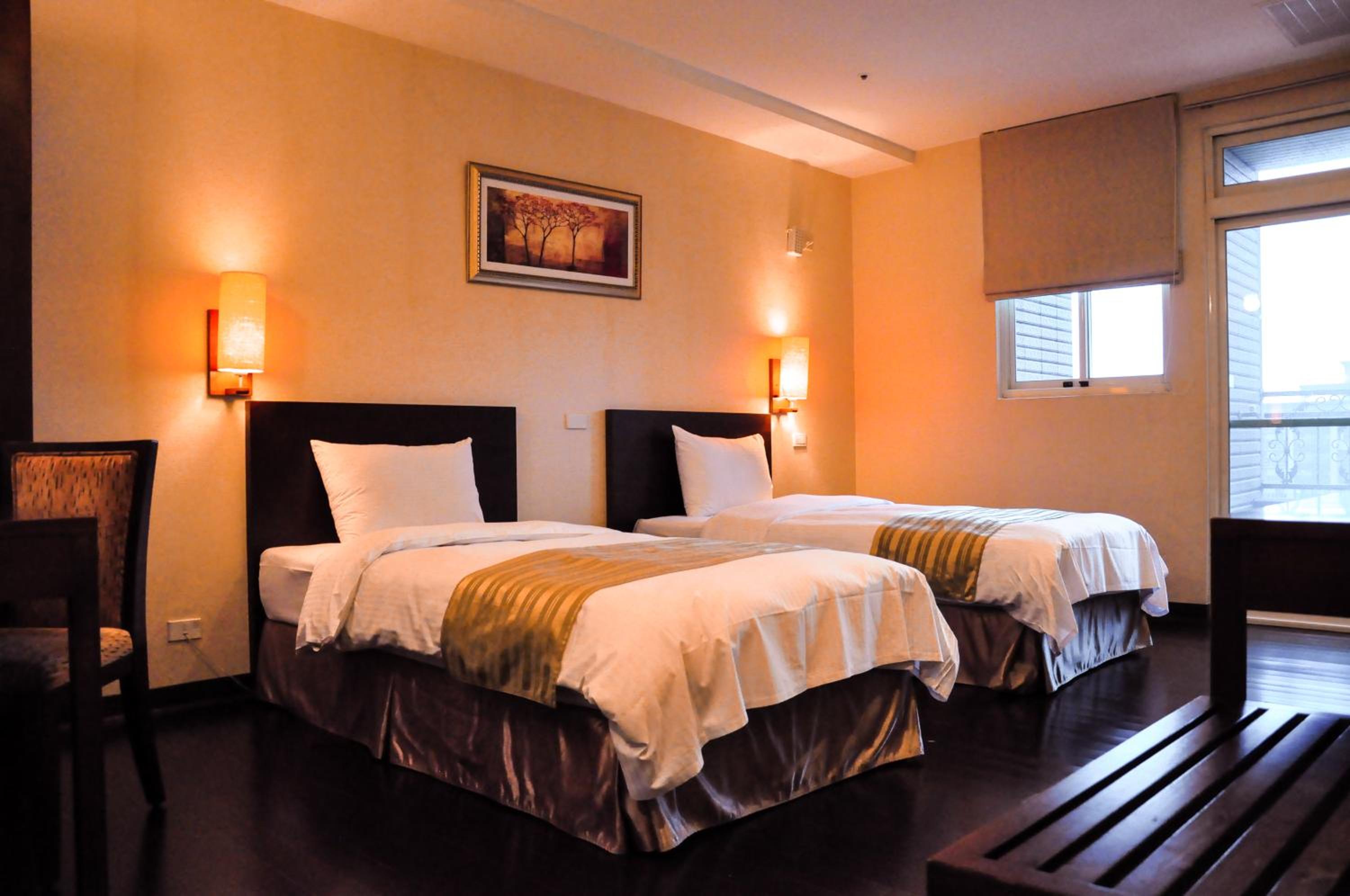 Standard Twin Room photo 2