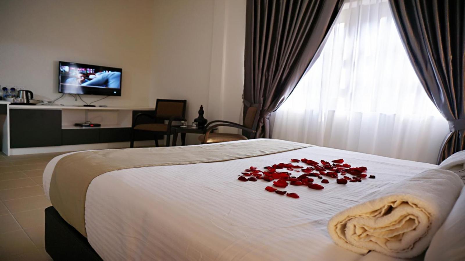 Deluxe Double or Twin Room photo 1