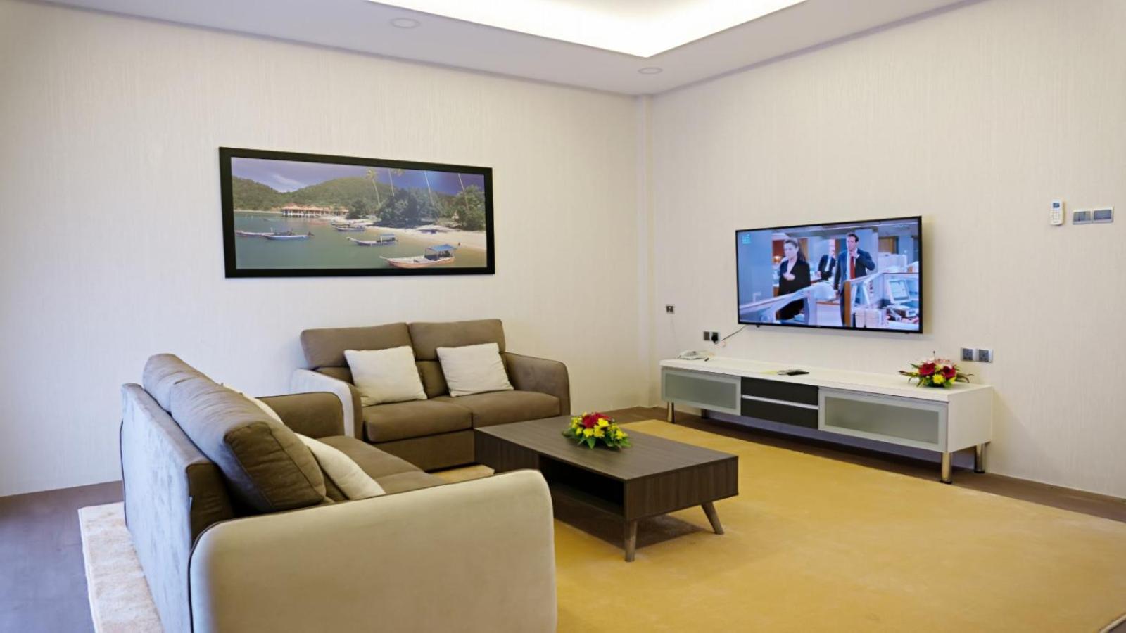 Royal Suite photo 1