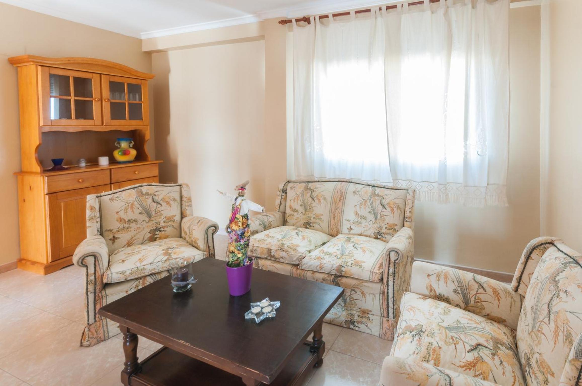 Villa photo 2