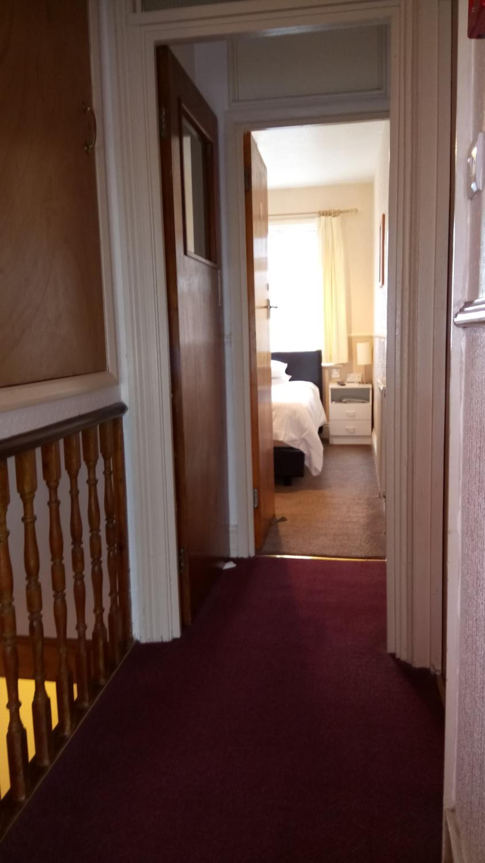 Budget Double Room photo 2
