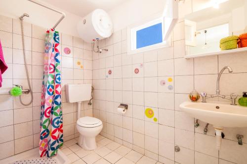 One-Bedroom House photo 2