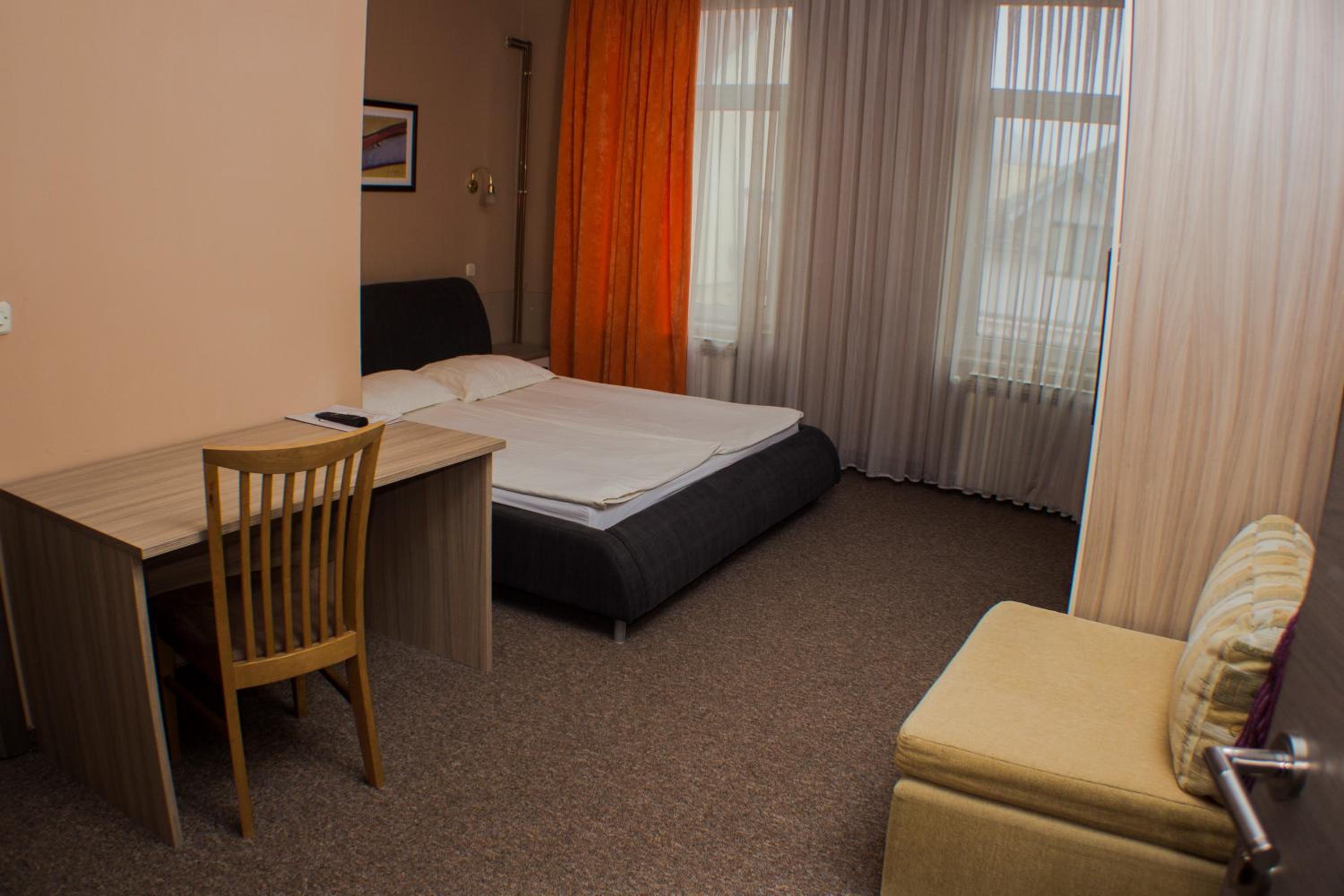 Double or Twin Room - Photo 20