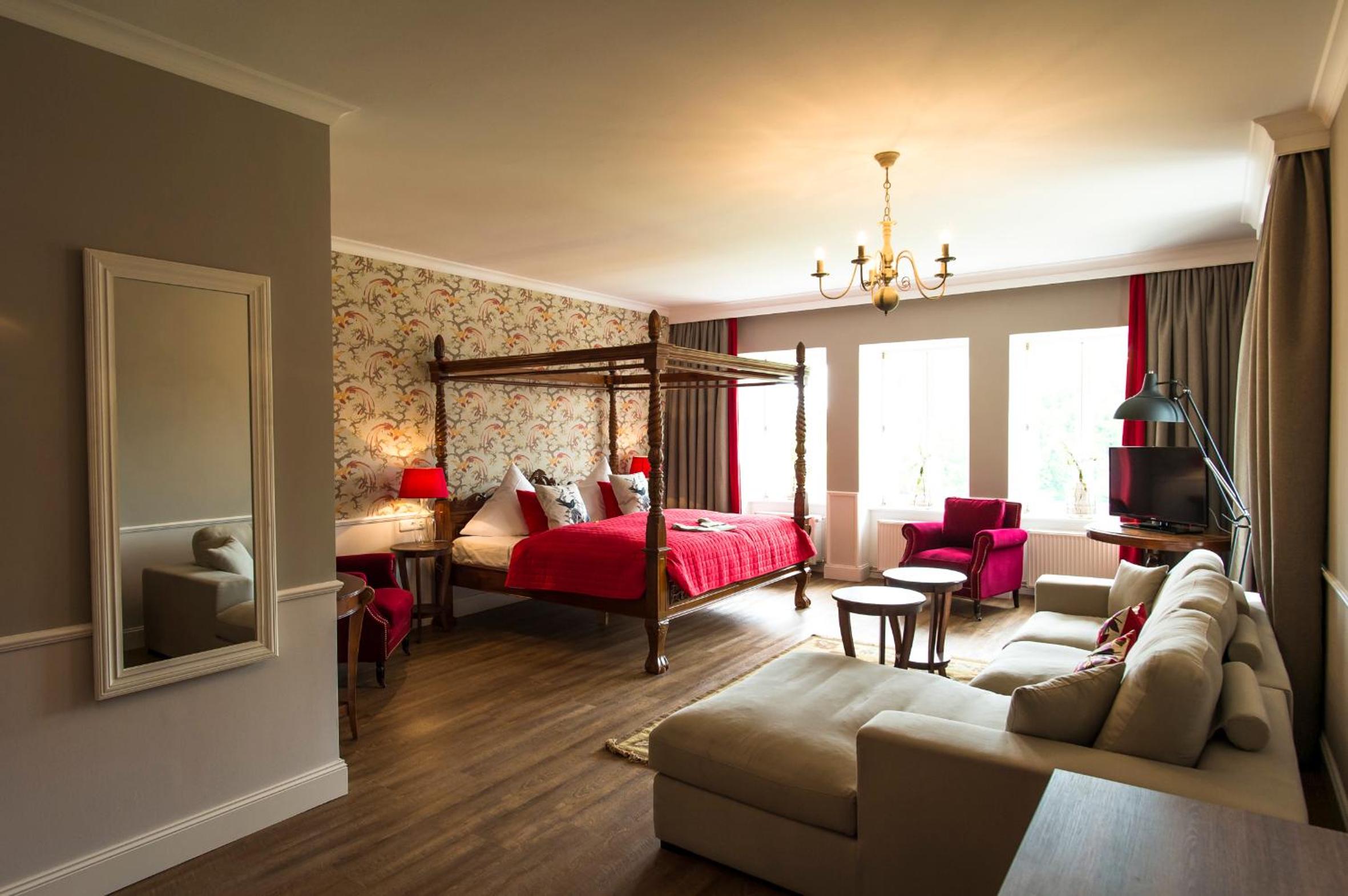 Deluxe Double Room - Photo 8