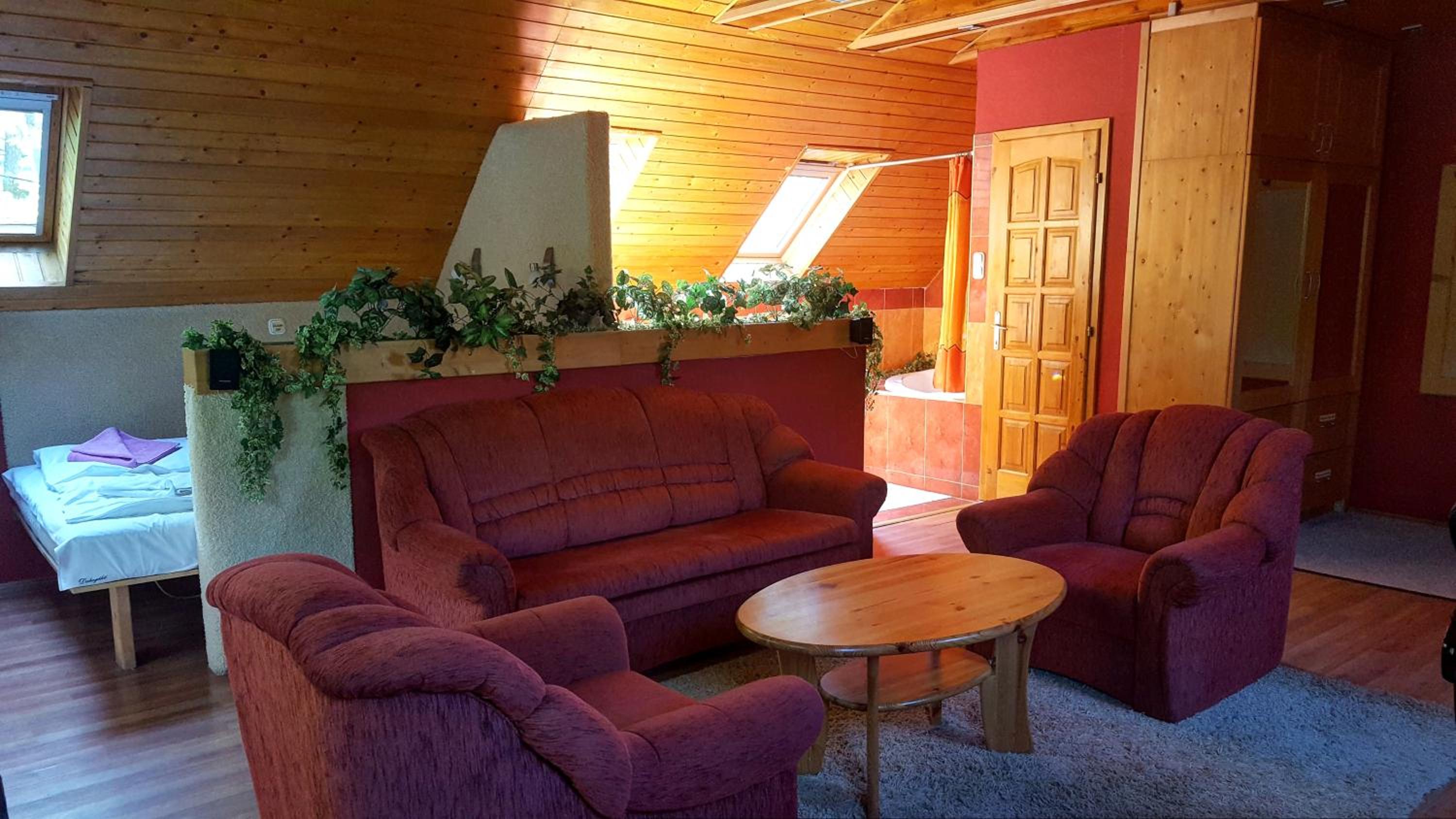 Suite (2 Adults) photo 2