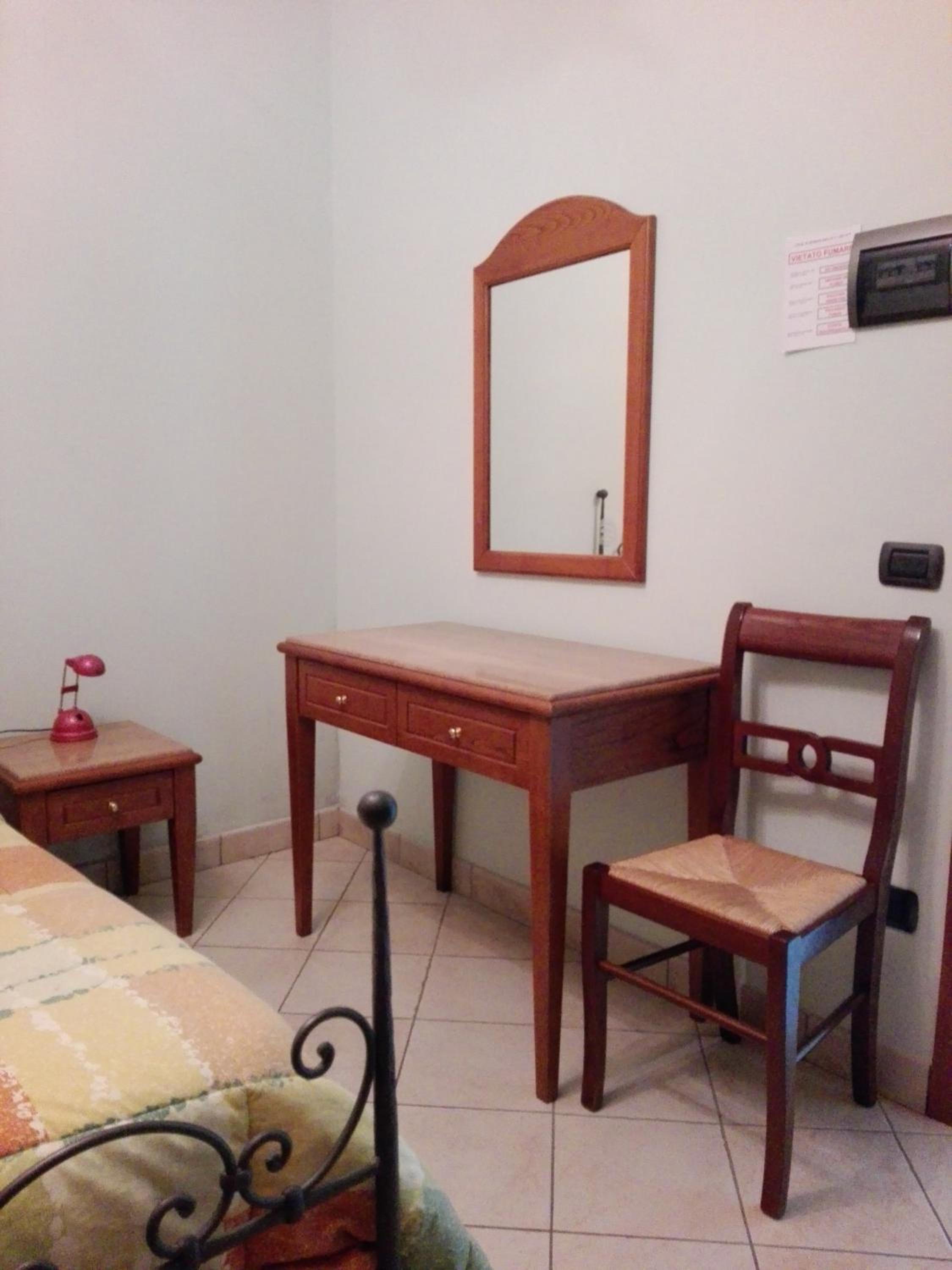 Double Room - Photo 6