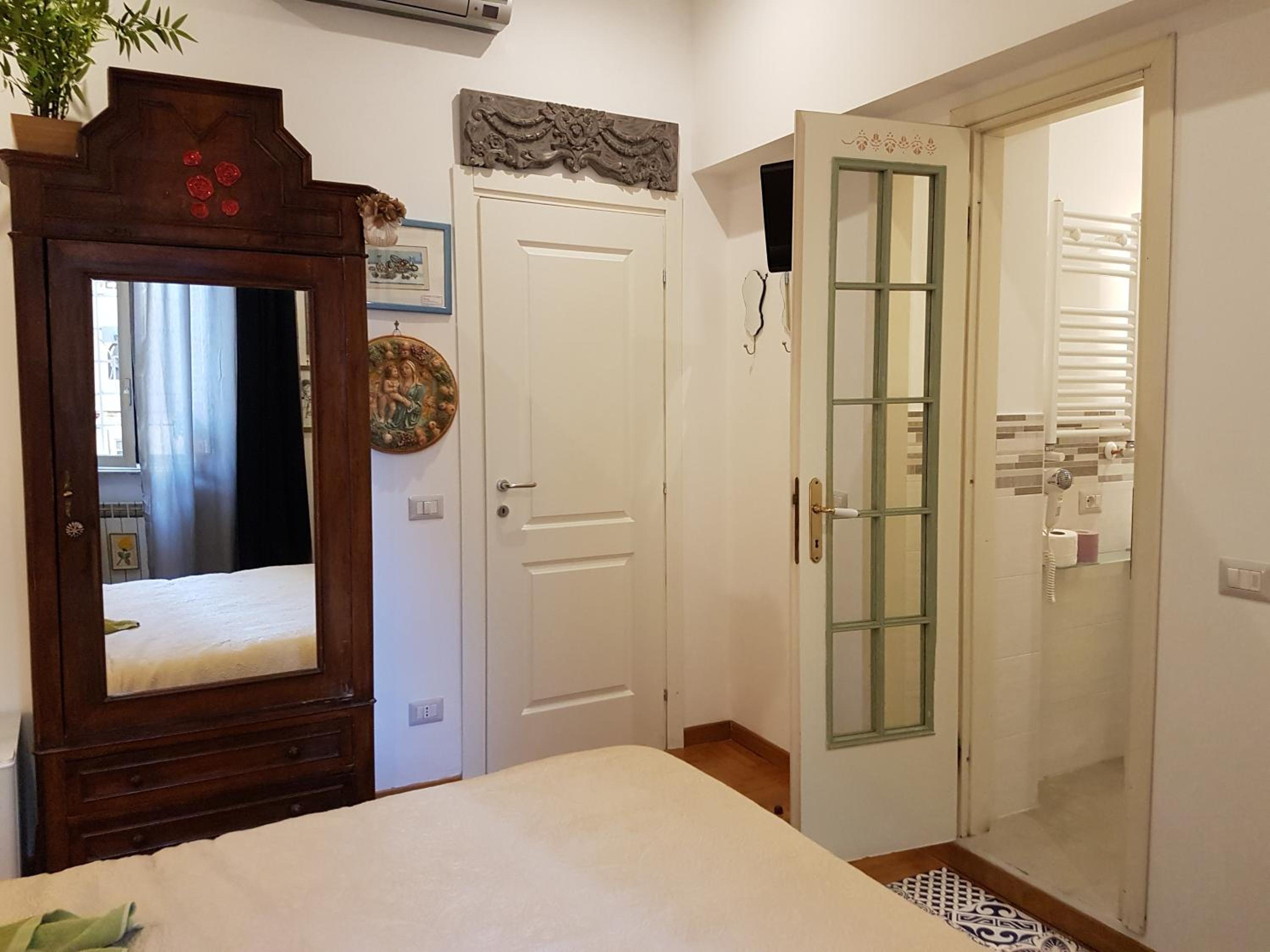 Double Room photo 3